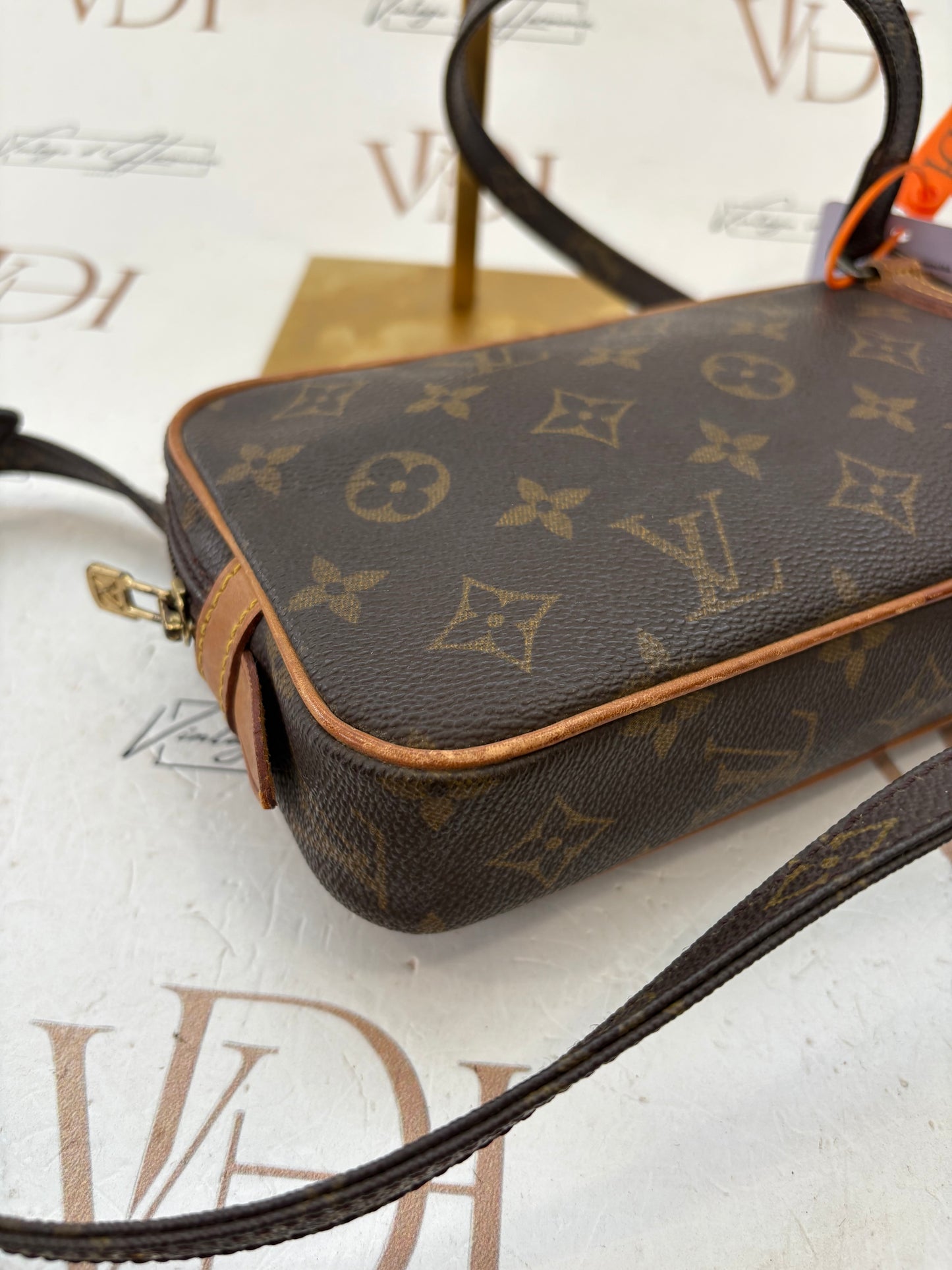 018287 - Louis Vuitton Marly Bandouliere