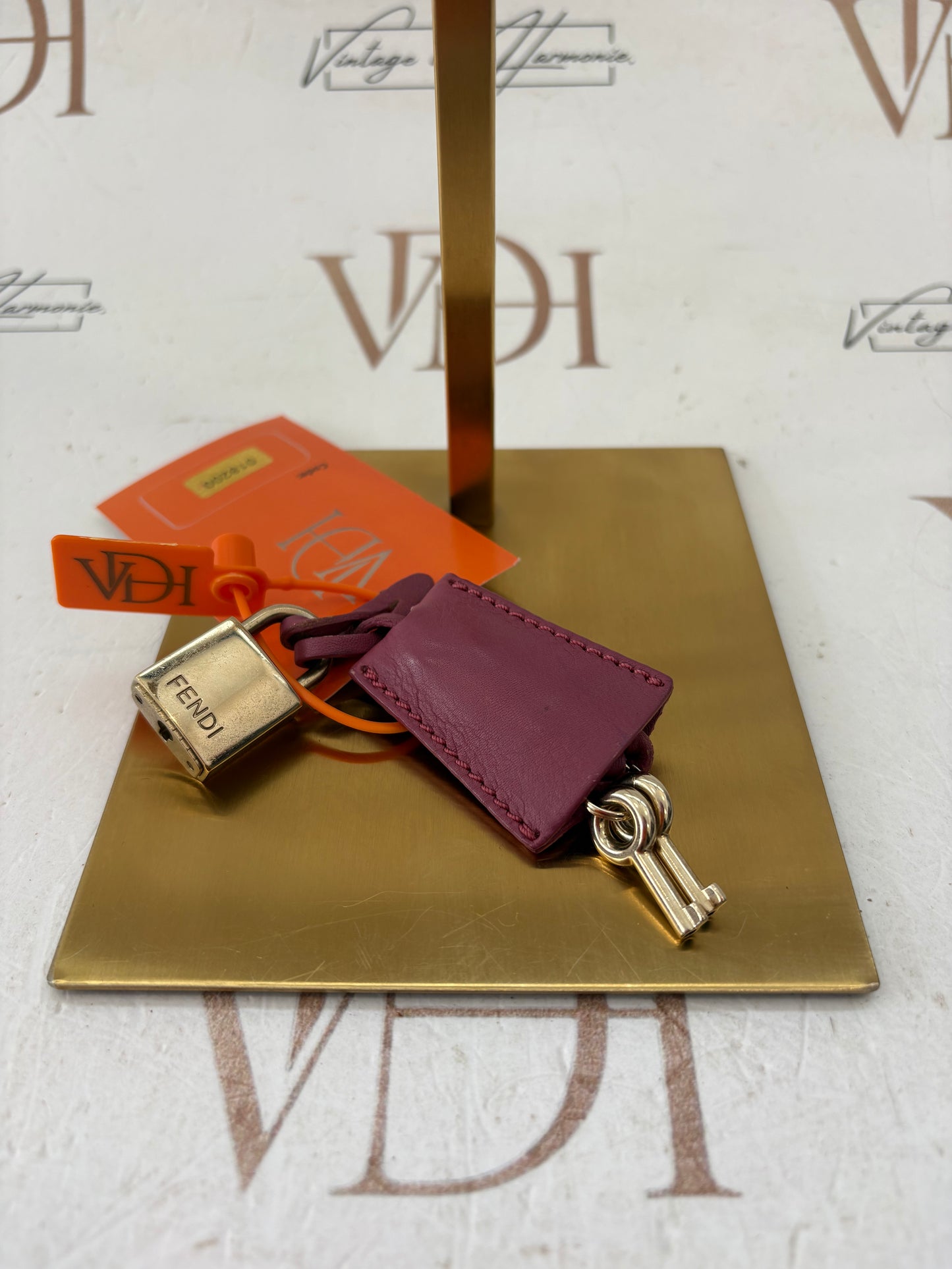 018200 - Fendi Lucchetto + Clochet