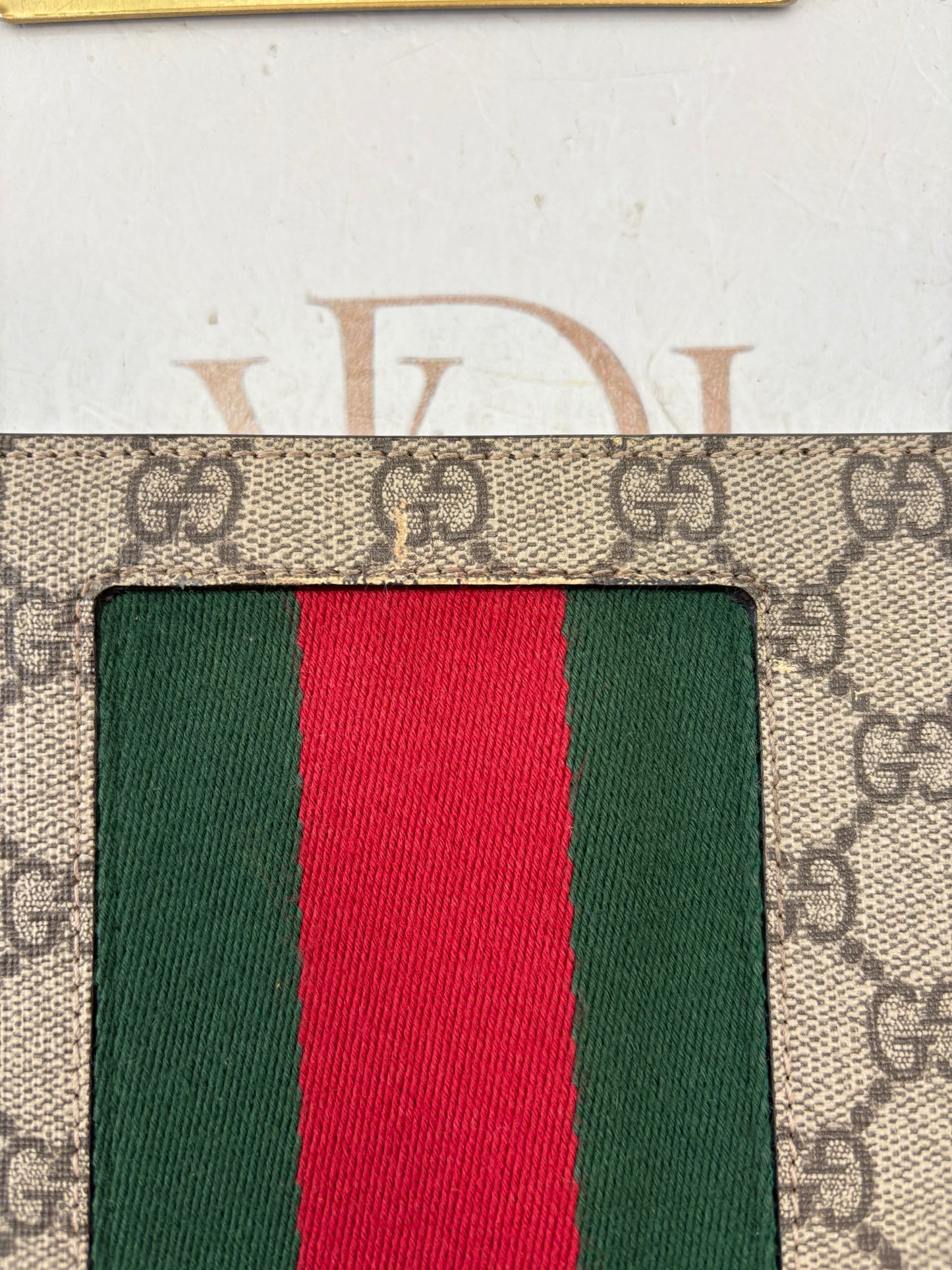 201331 - Gucci Pochette