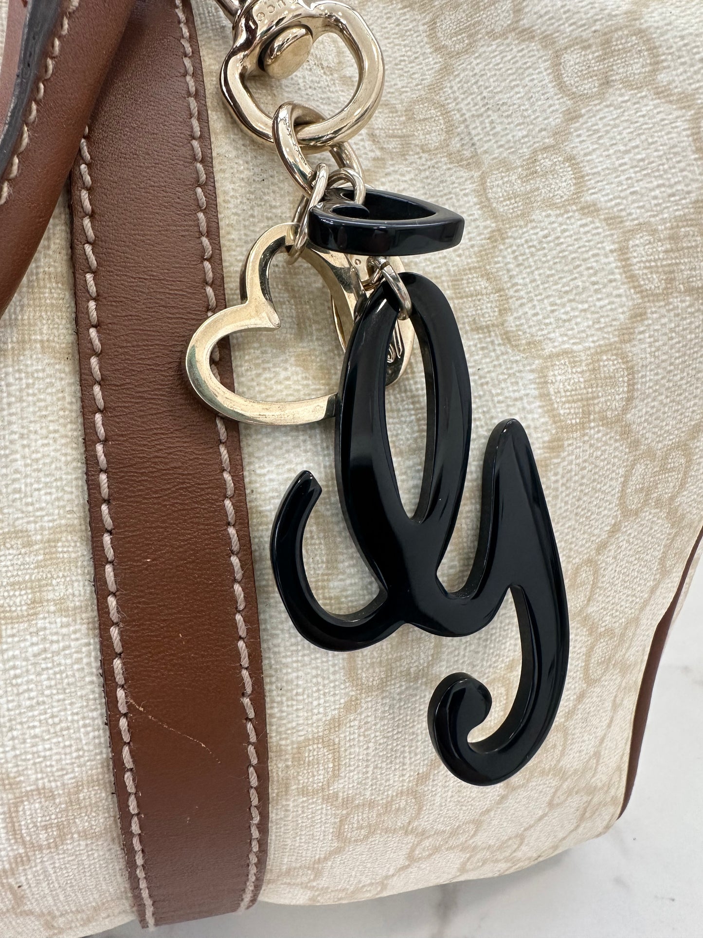 Gucci White