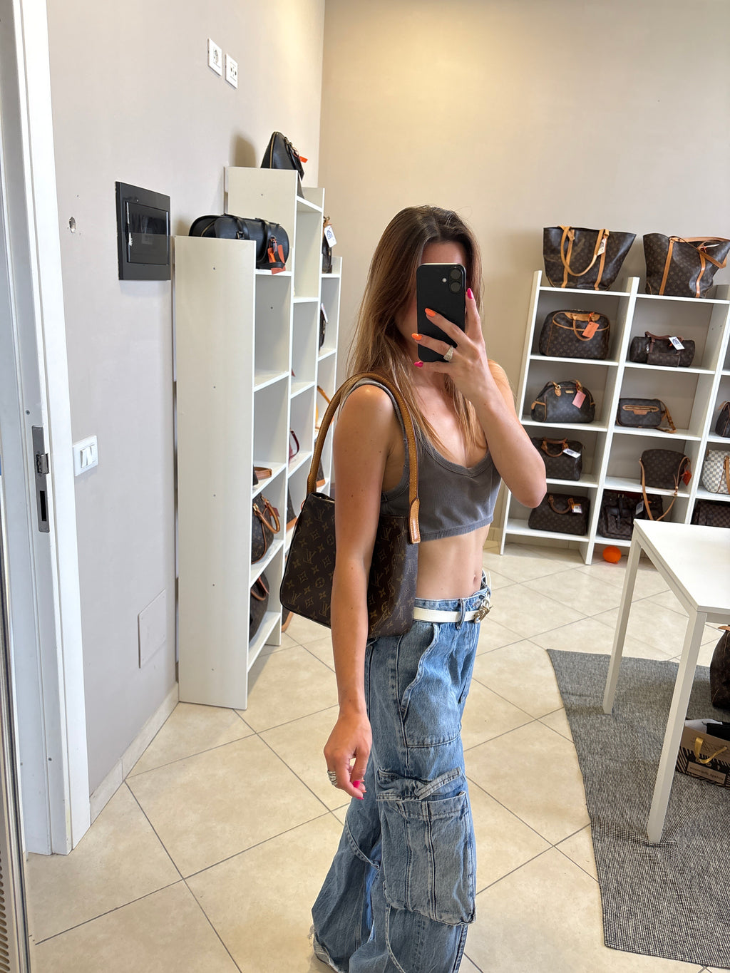 Louis Vuitton Looping MM