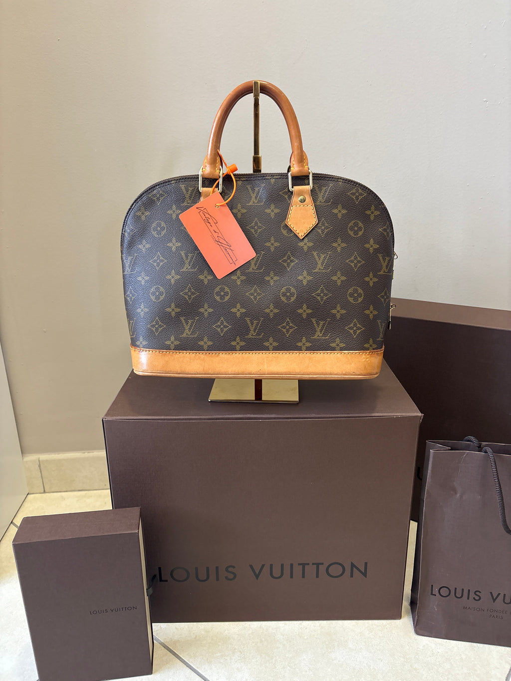 Louis Vuitton Alma