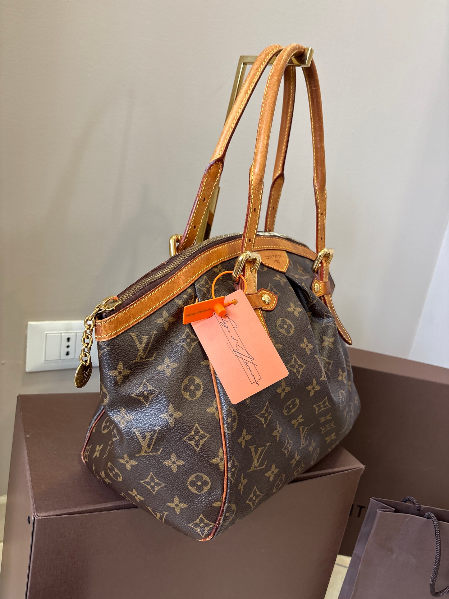 Louis Vuitton Tivoli GM