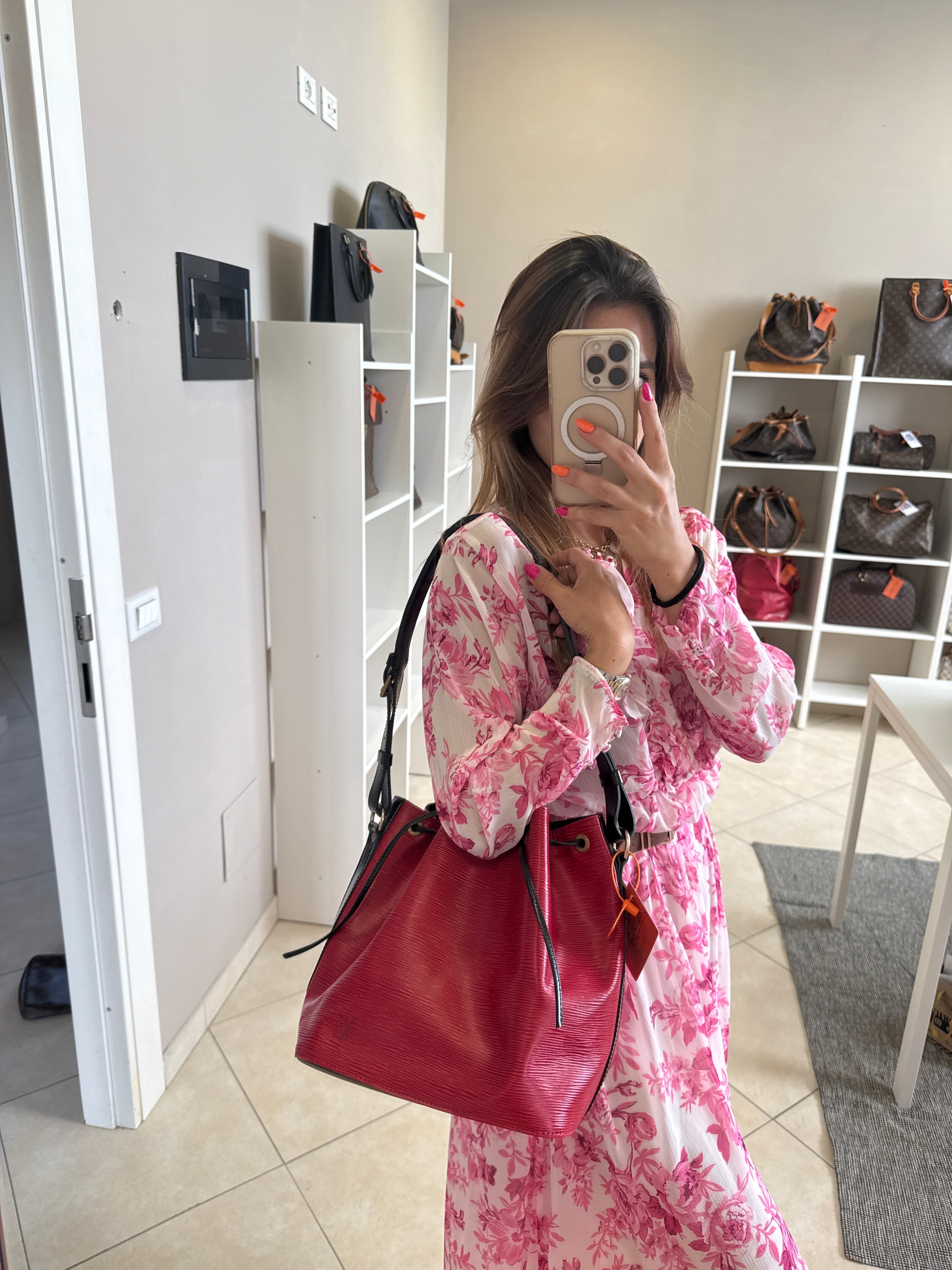 Louis Vuitton Epi Petite Noè