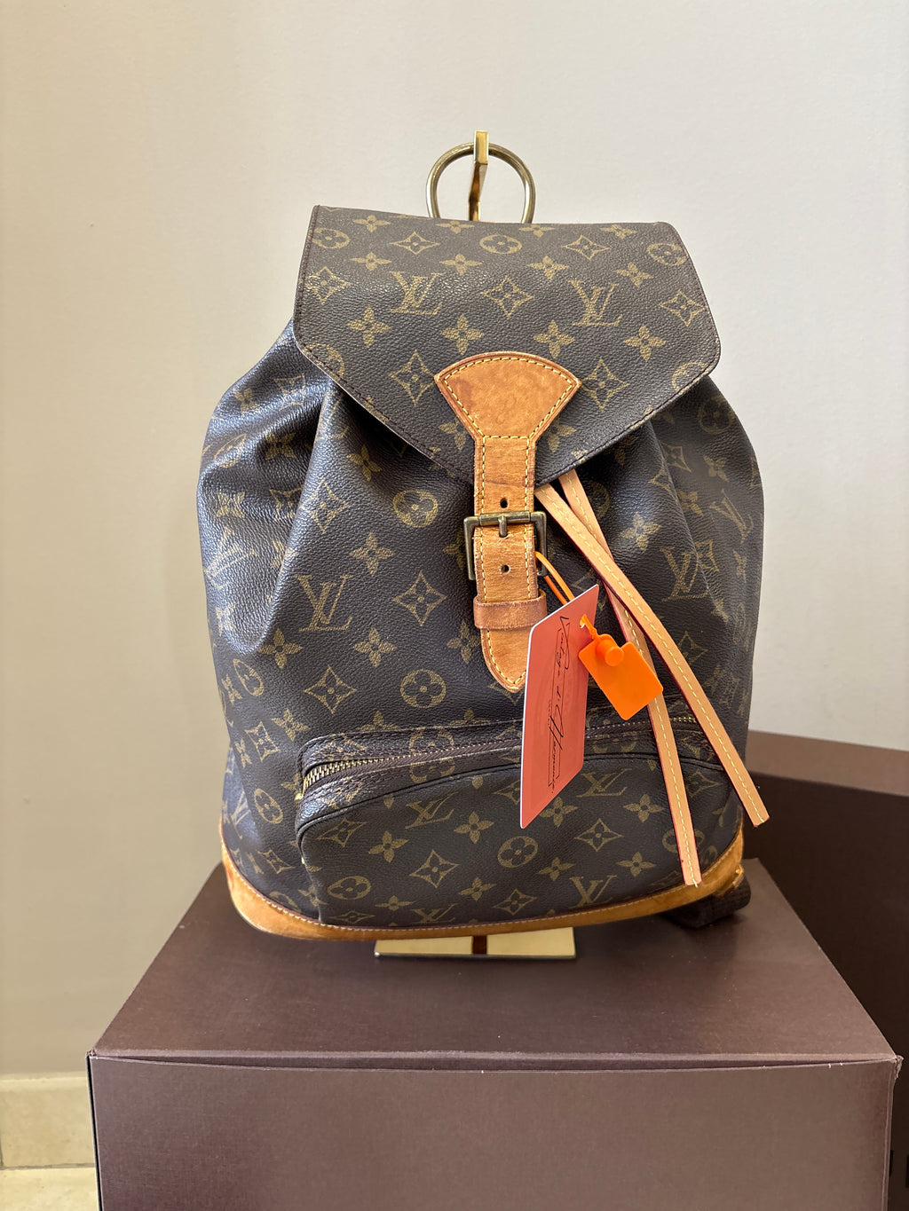 Louis Vuitton Montsouirs GM