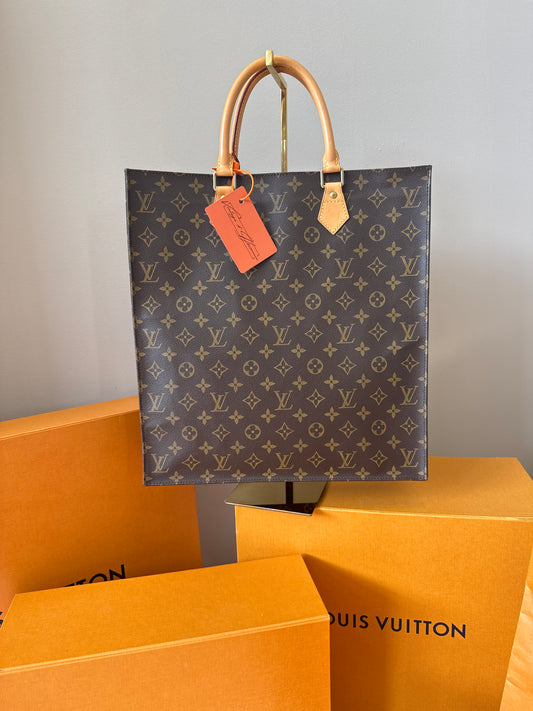 Louis Vuitton Sac Plat