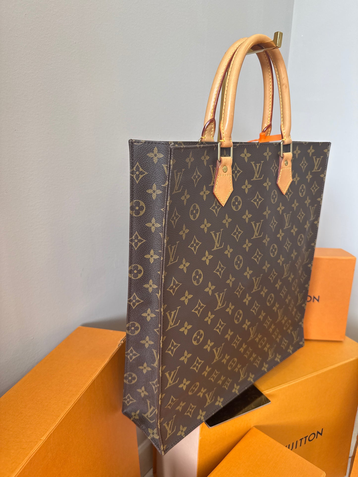 Louis Vuitton Sac Plat