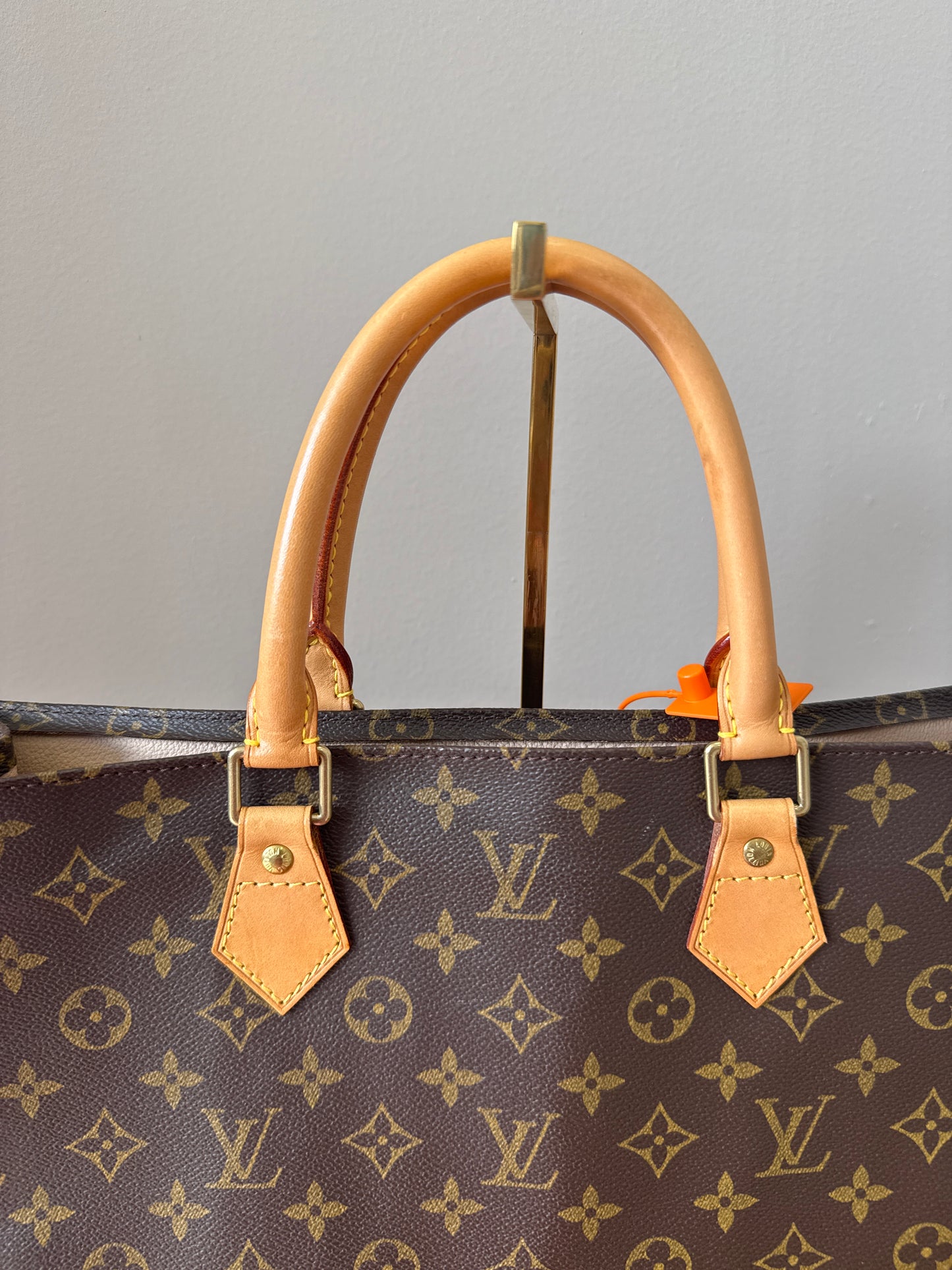 Louis Vuitton Sac Plat