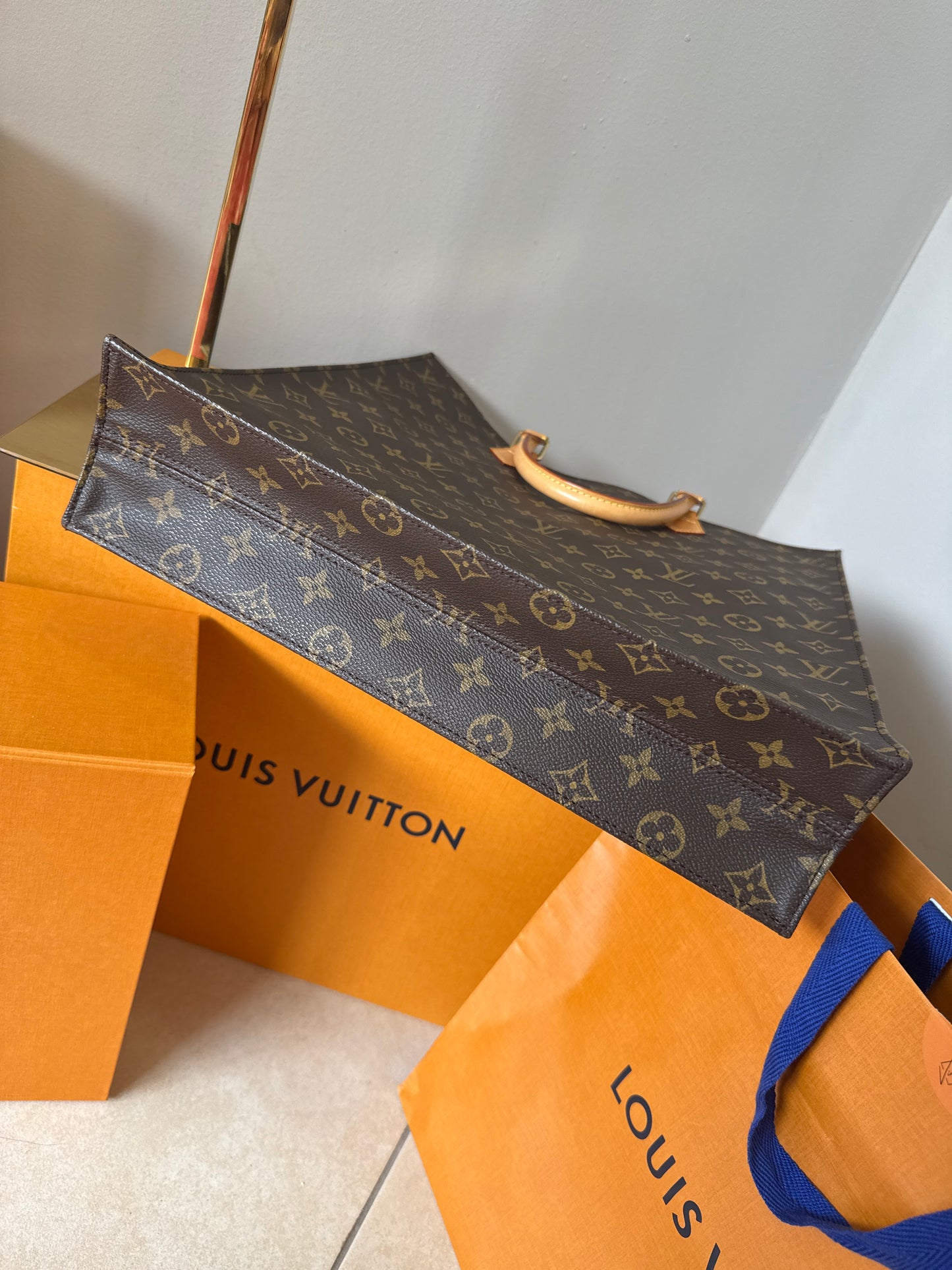 Louis Vuitton Sac Plat