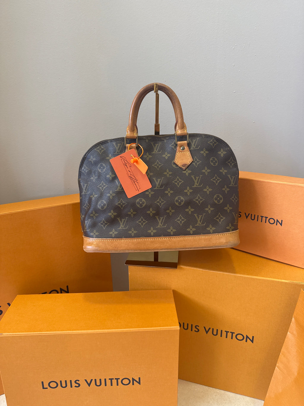 Louis Vuitton Alma