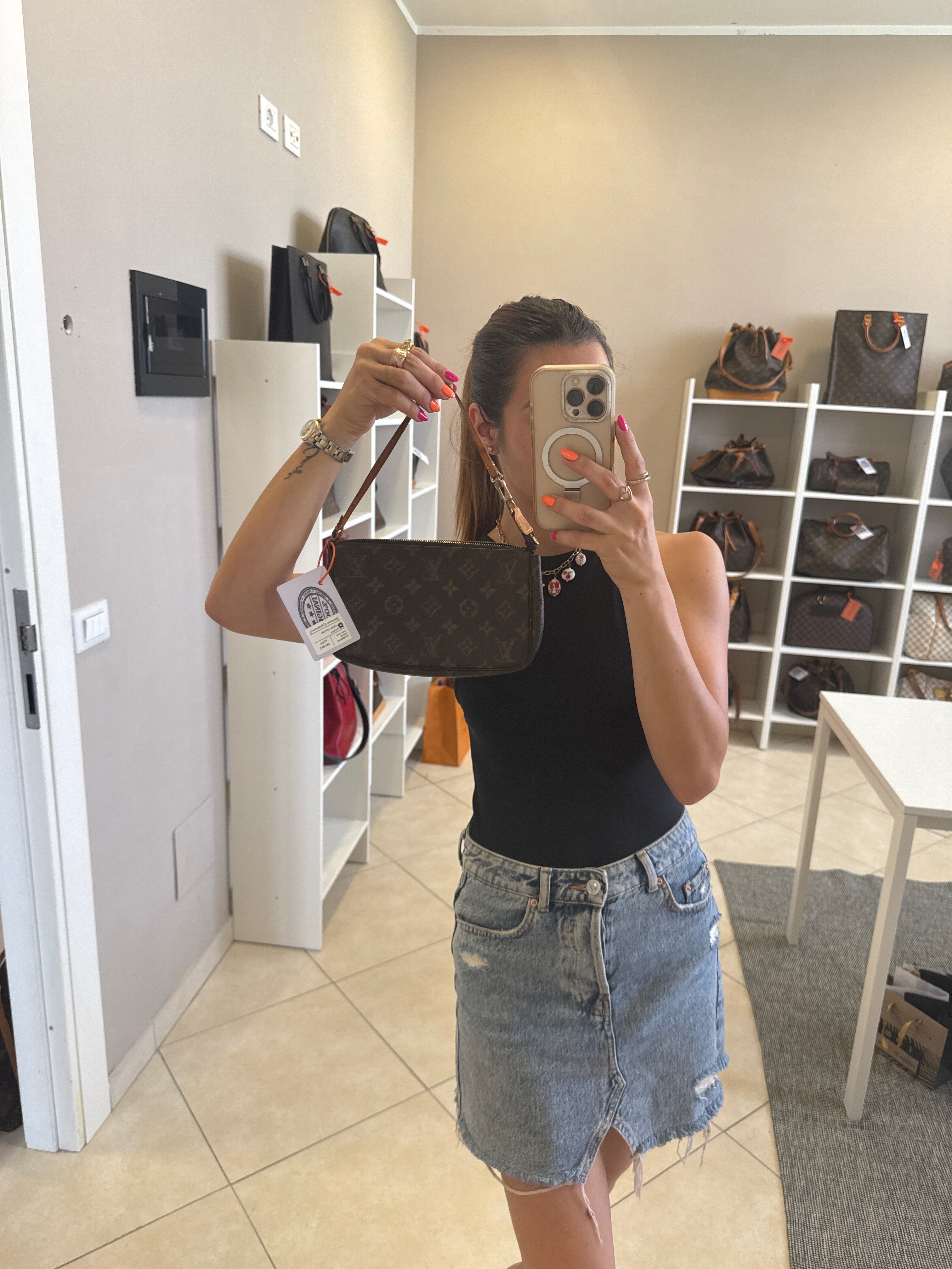 Louis Vuitton Pochette