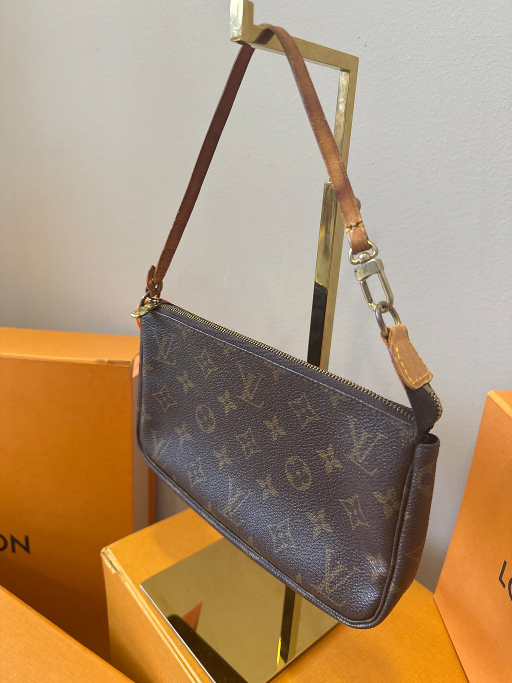 Louis Vuitton Pochette