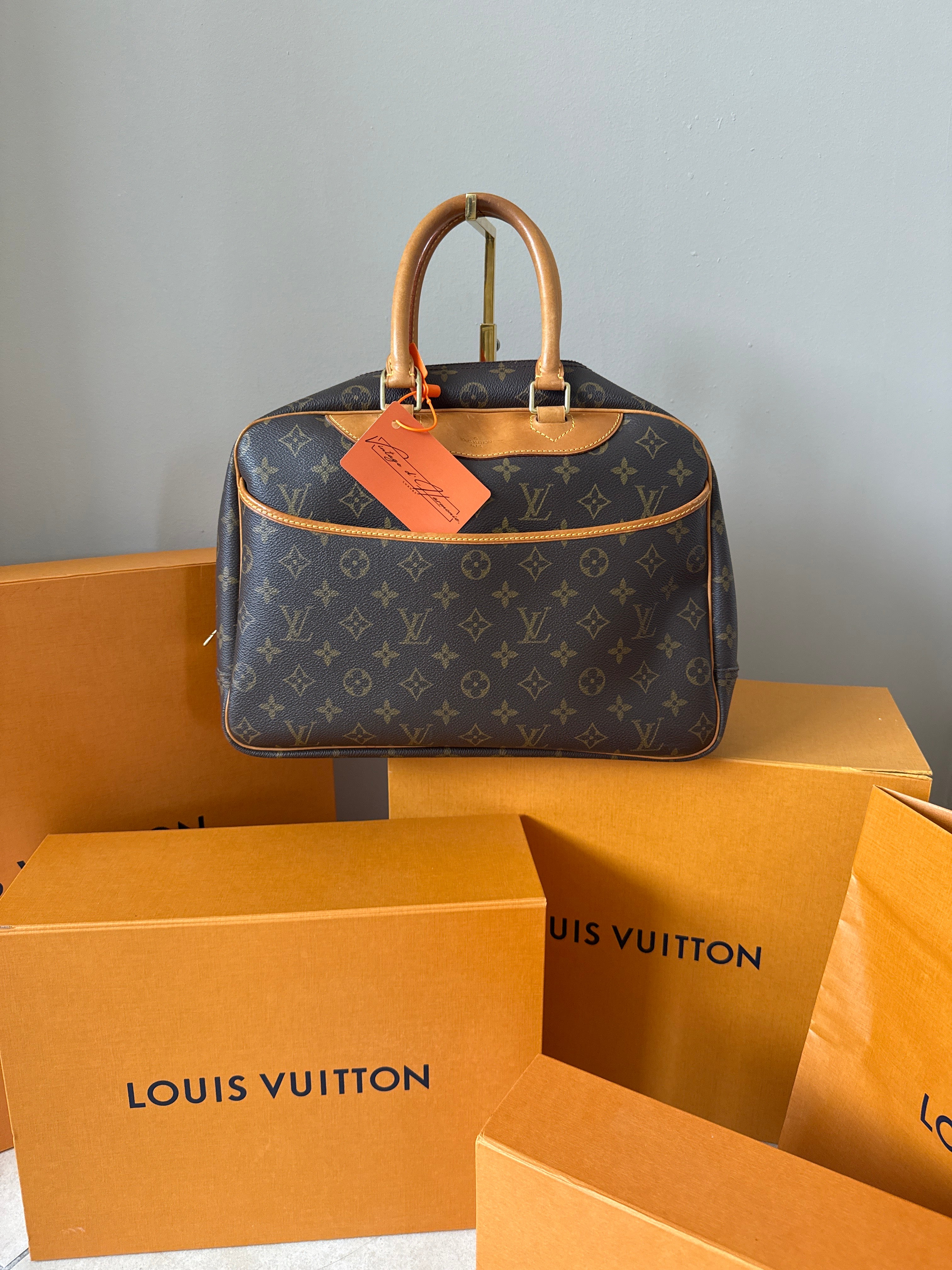 Louis Vuitton Deauville