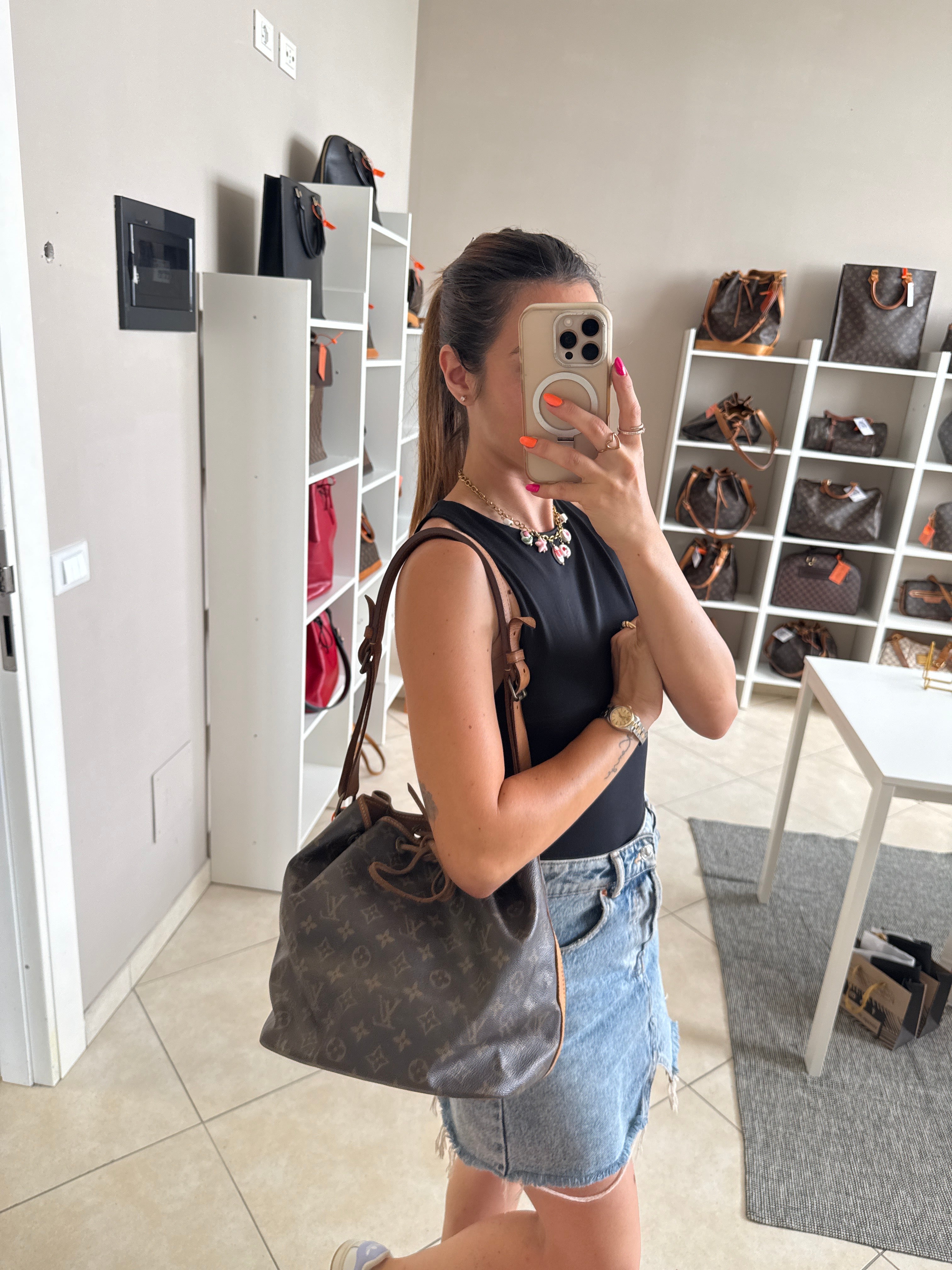 Louis Vuitton Petite Noè