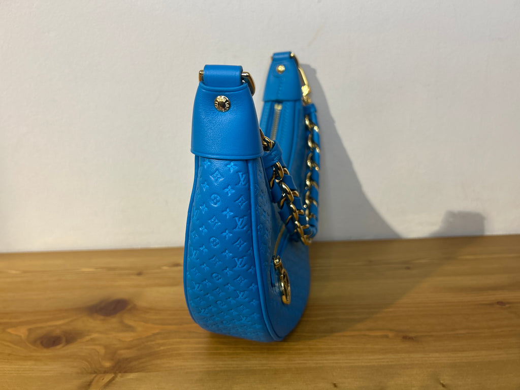 Louis Vuitton Loop Blu