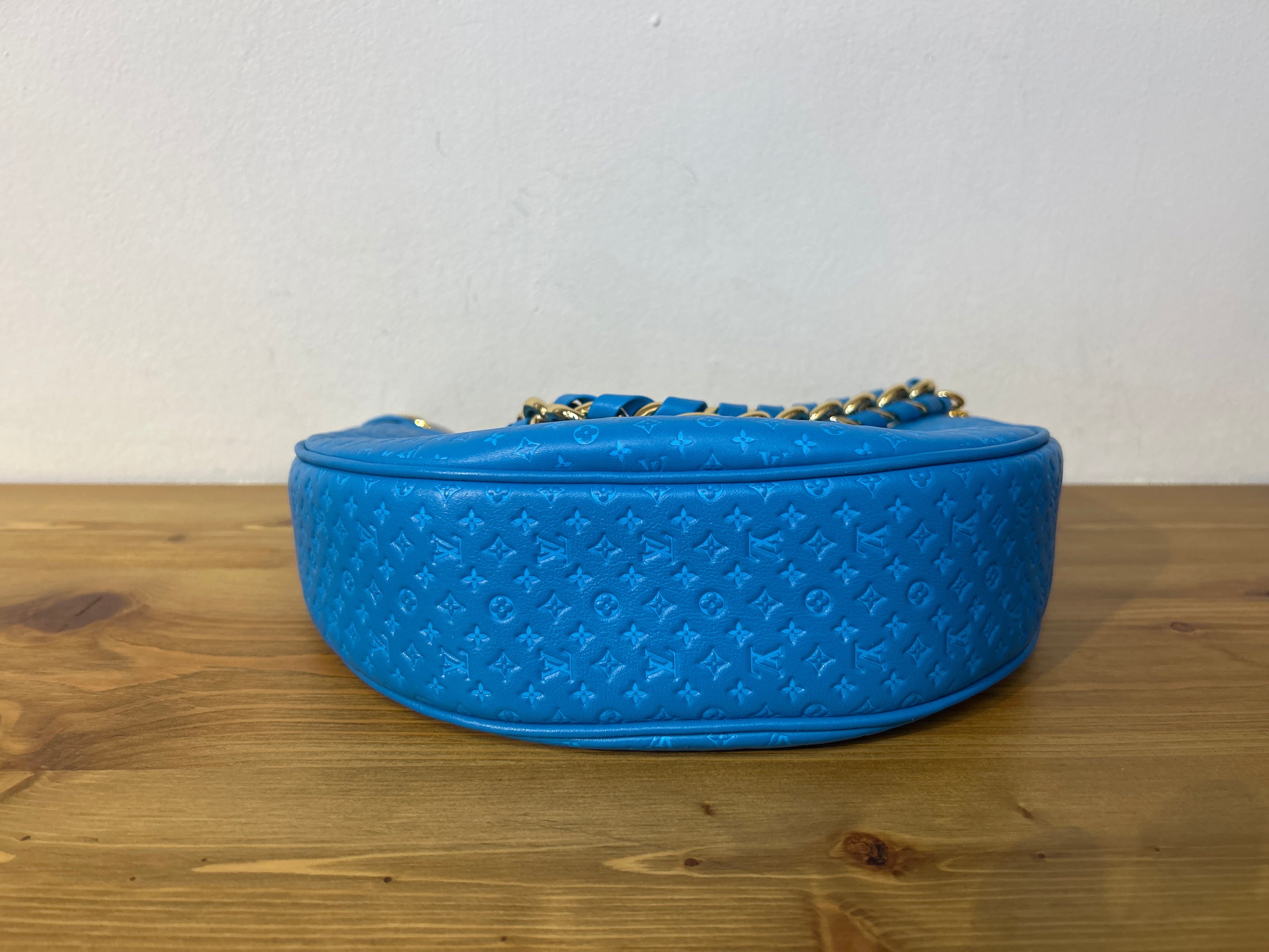 Louis Vuitton Loop Blu