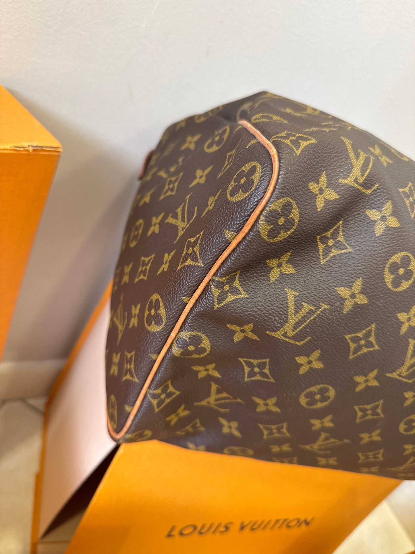 Louis Vuitton Speedy 40