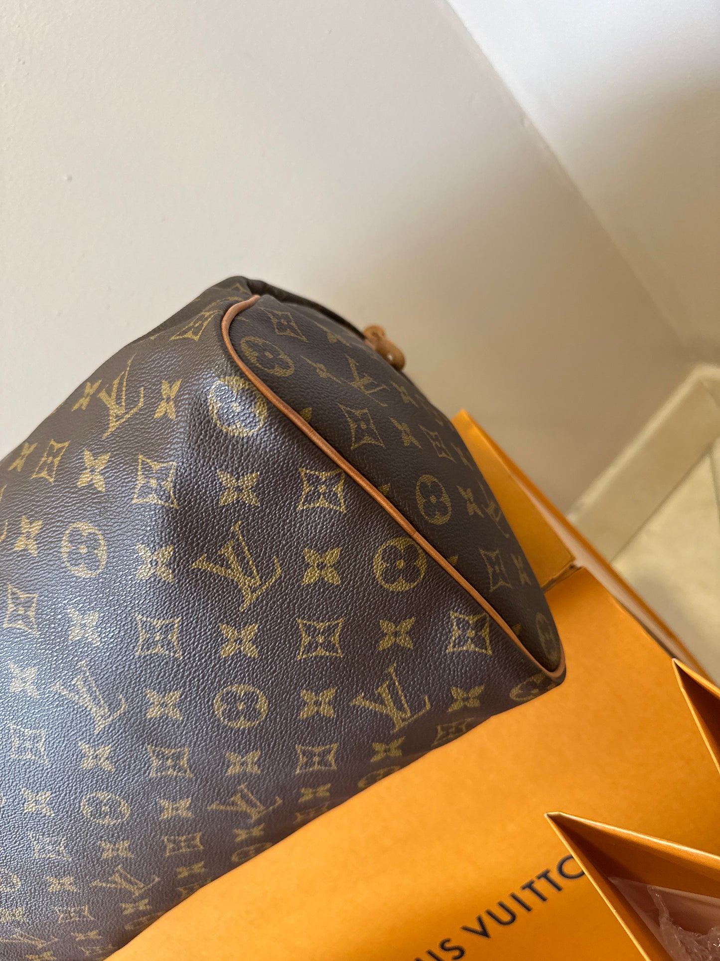 Louis Vuitton Speedy 40