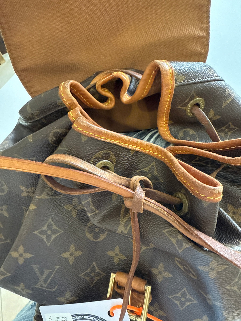 Louis Vuitton Montsouirs GM