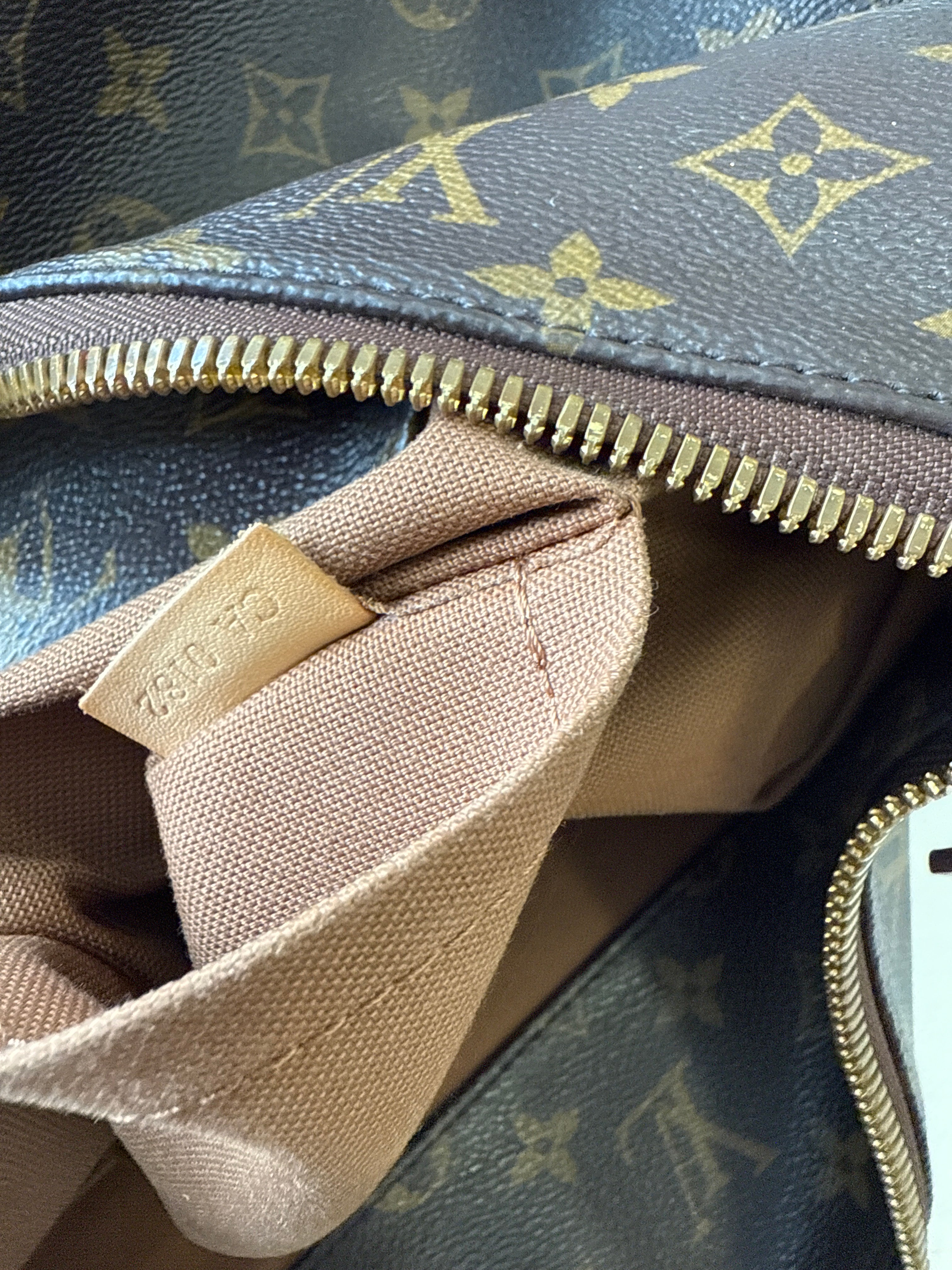 Louis Vuitton Sully MM