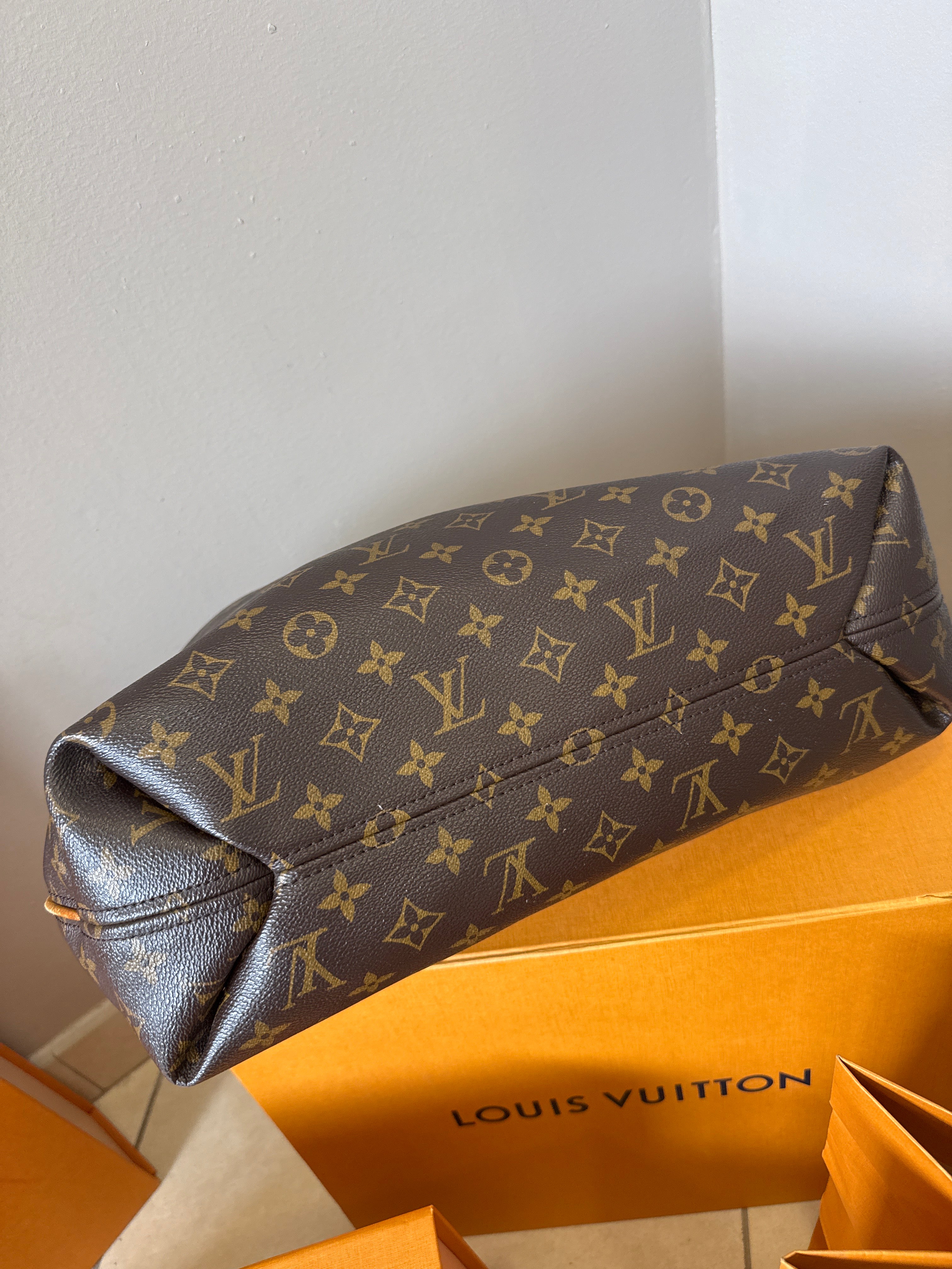 Louis Vuitton Sully MM