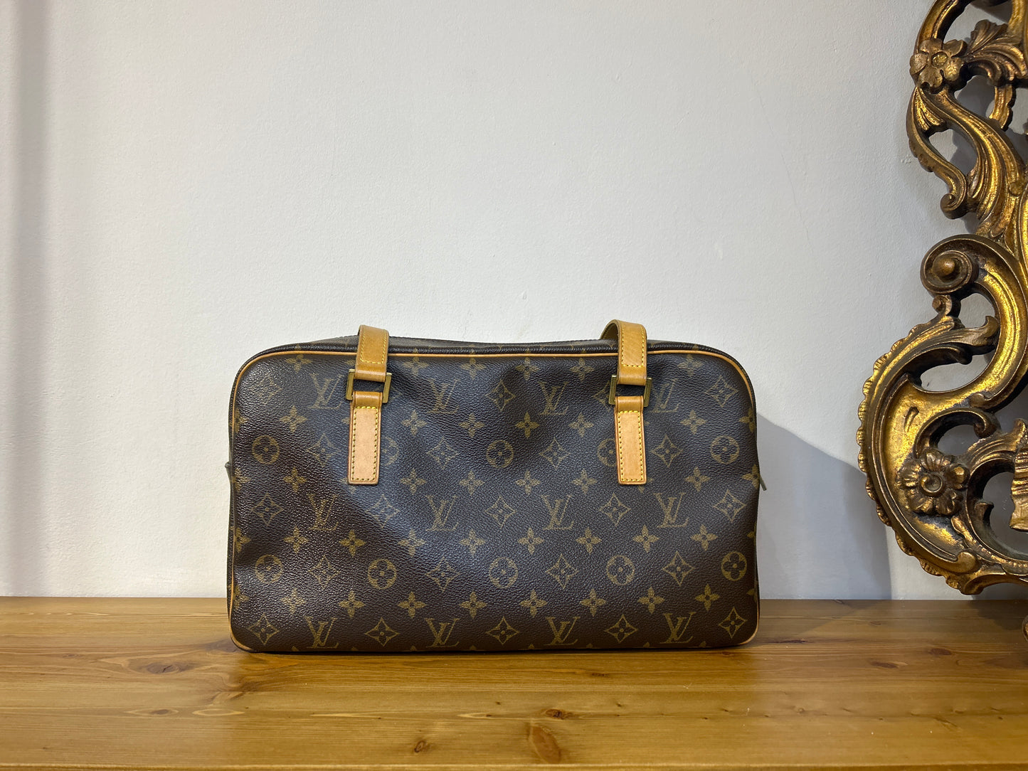 Louis Vuitton CITE
