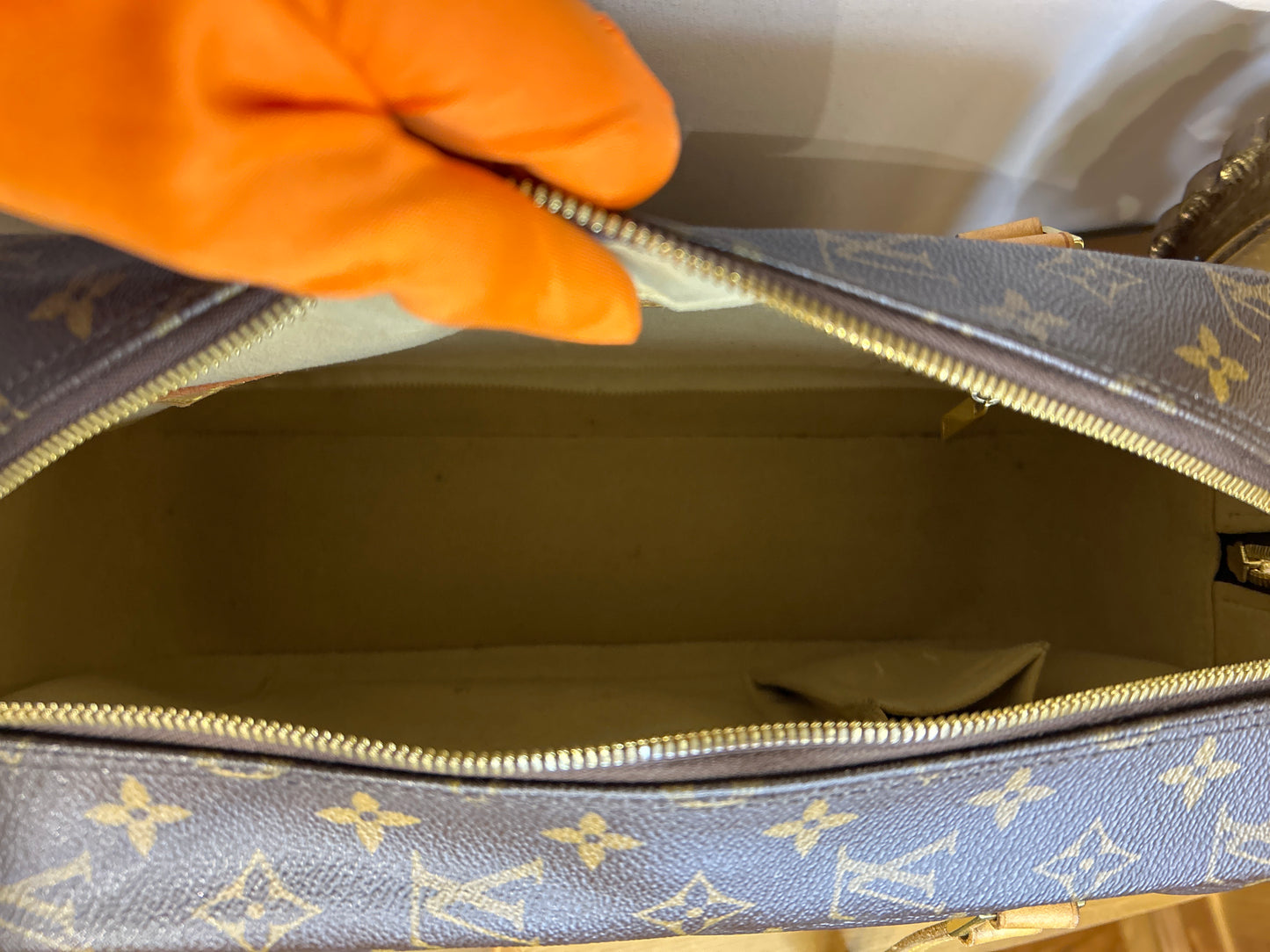 Louis Vuitton CITE