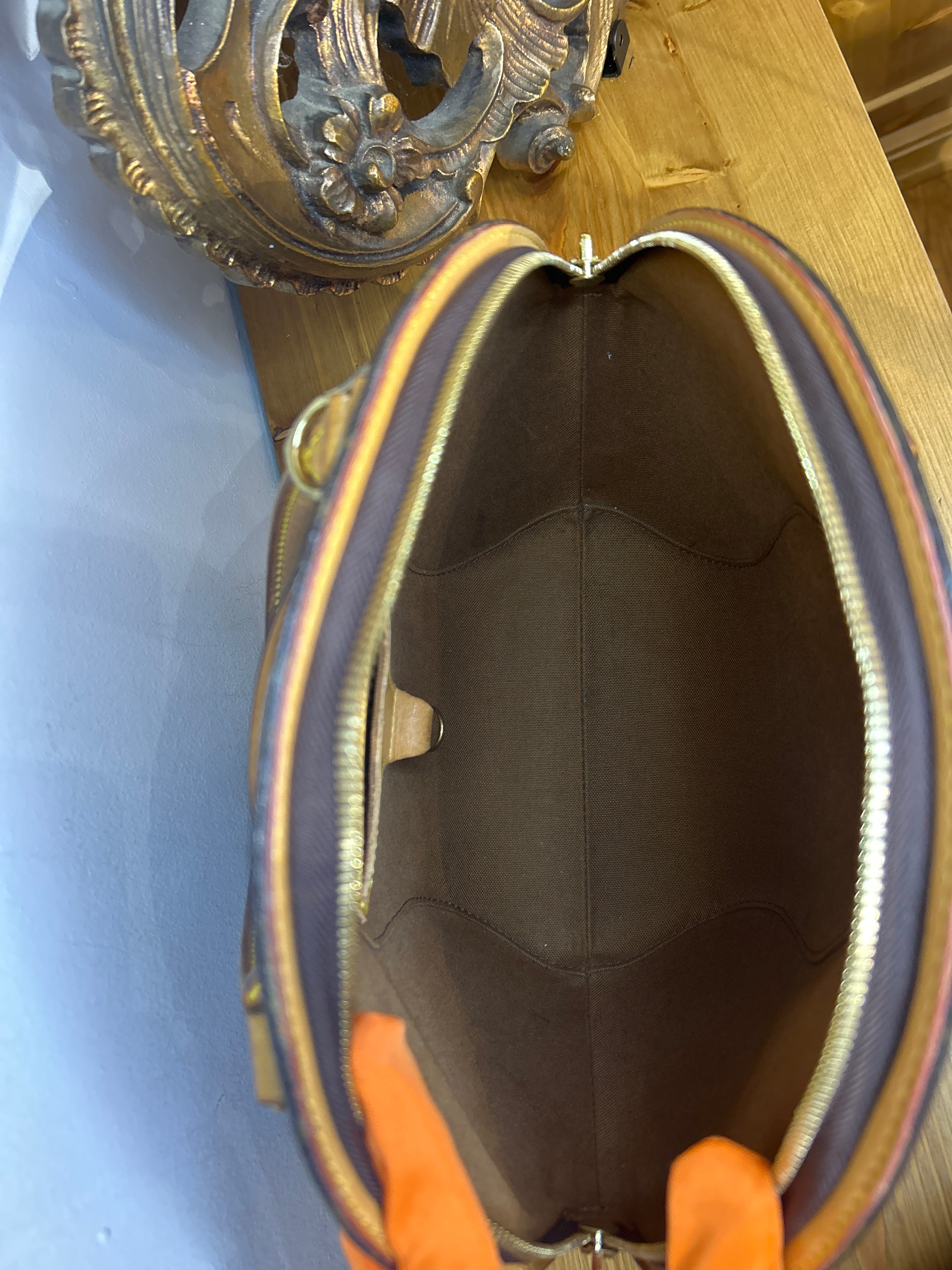 Louis Vuitton Ellipse