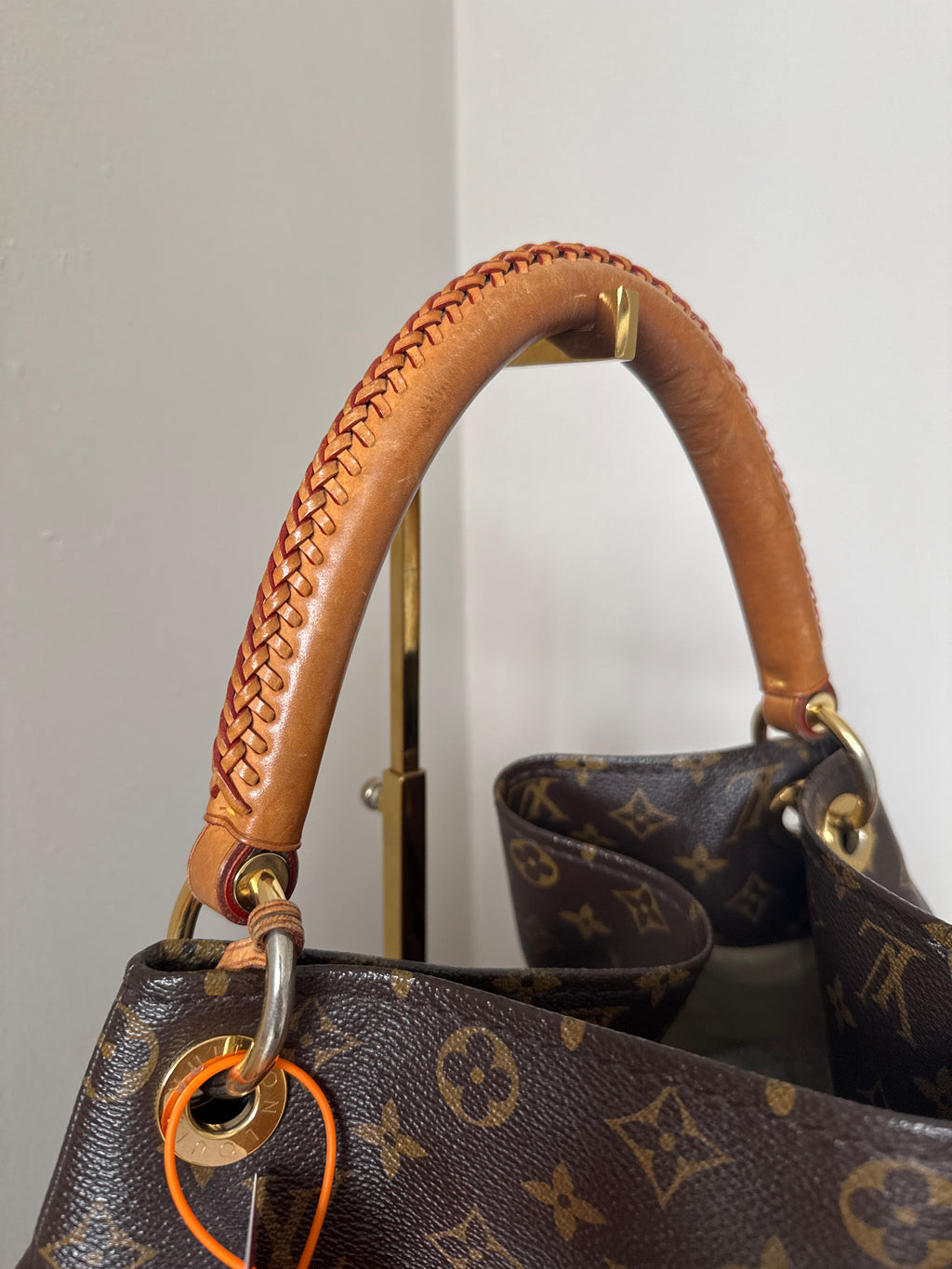 Louis Vuitton Artsy MM