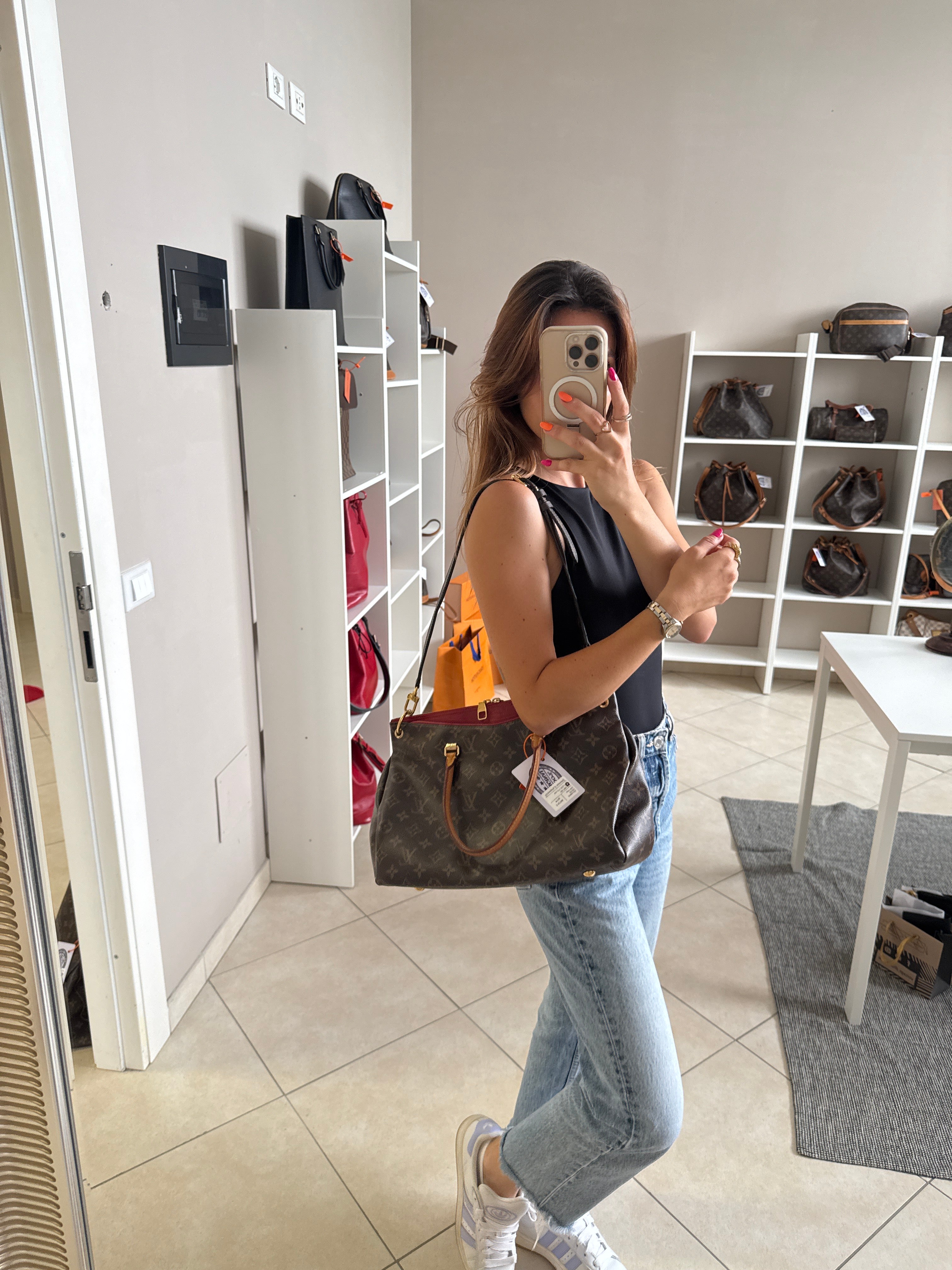 Louis Vuitton Pallas MM