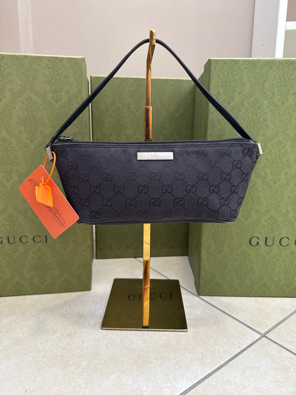 GUCCI Pouch Black