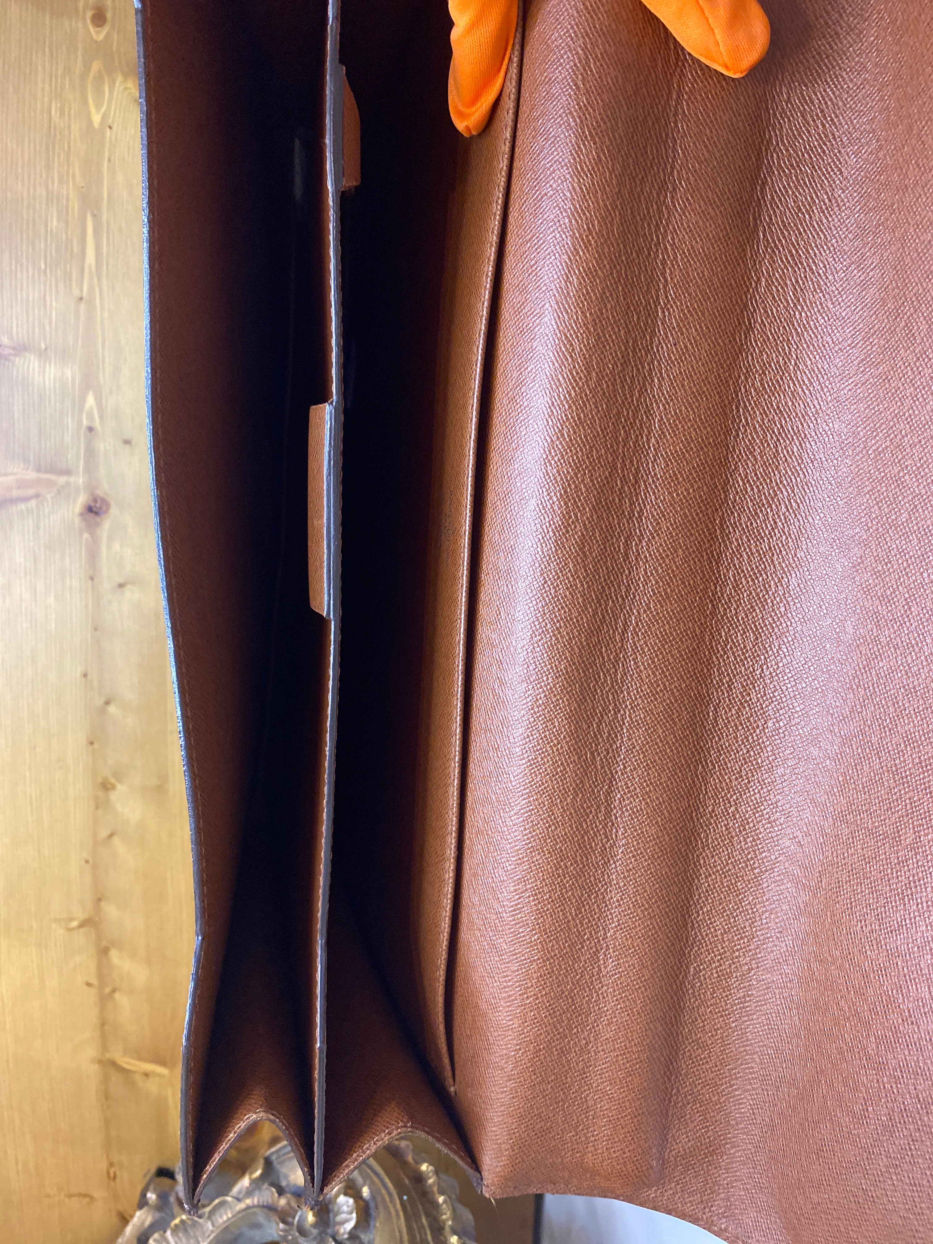 Serviette Conseiller Louis Vuitton