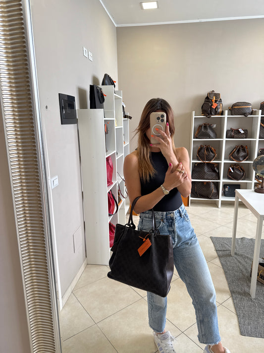 Gucci Tote Dark