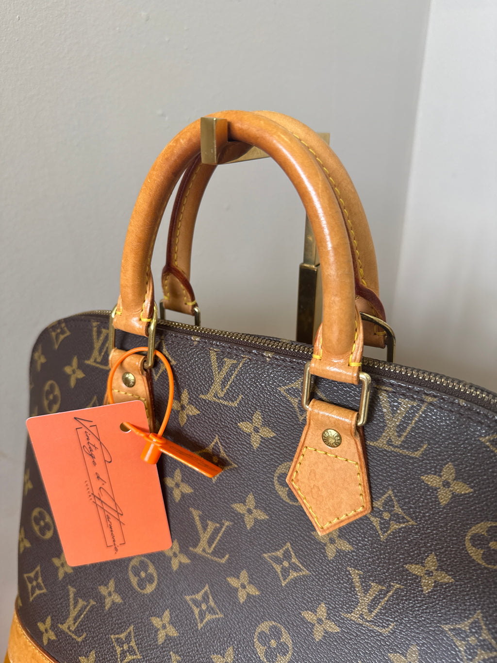 Louis Vuitton Alma