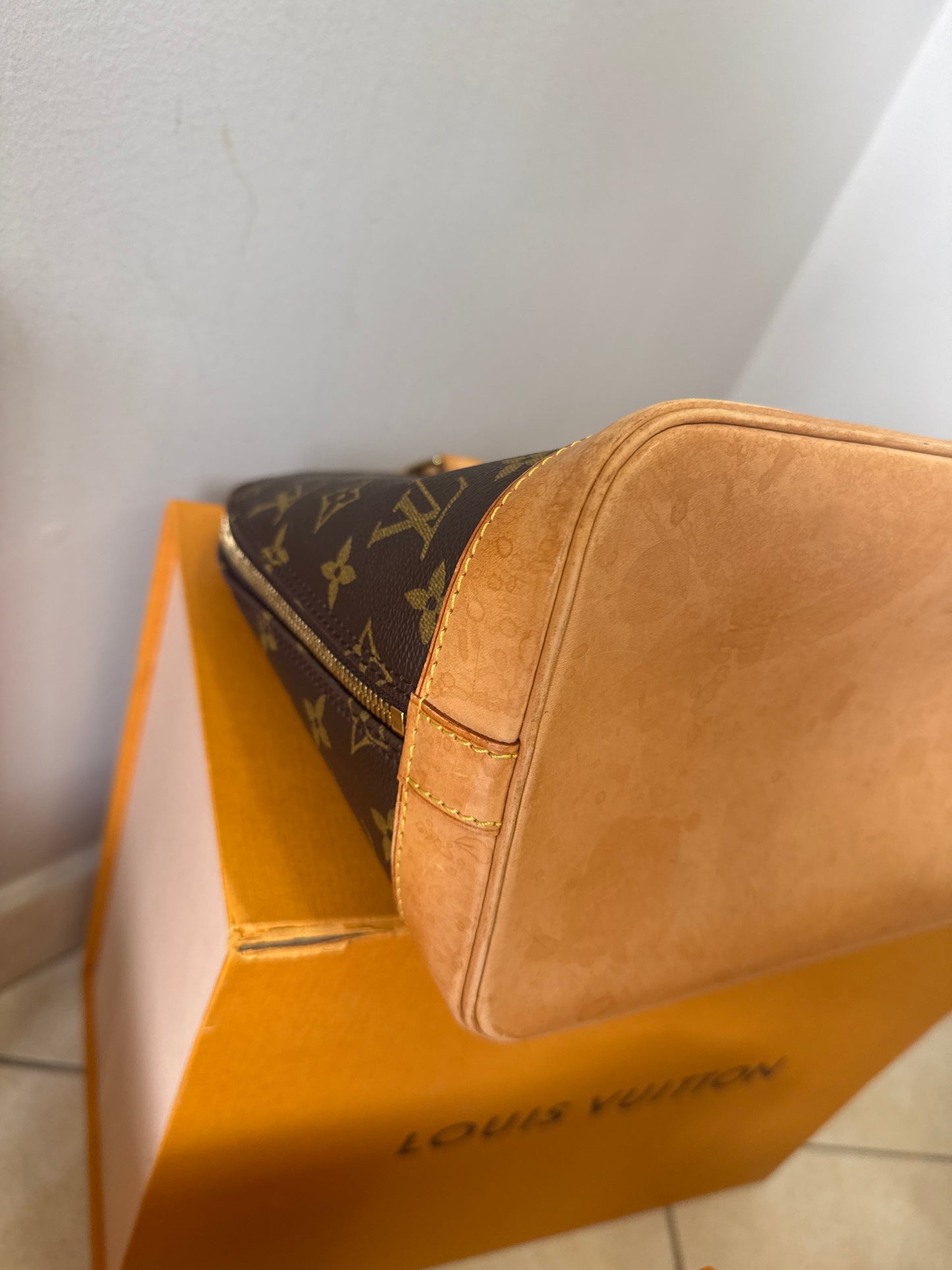Louis Vuitton Alma