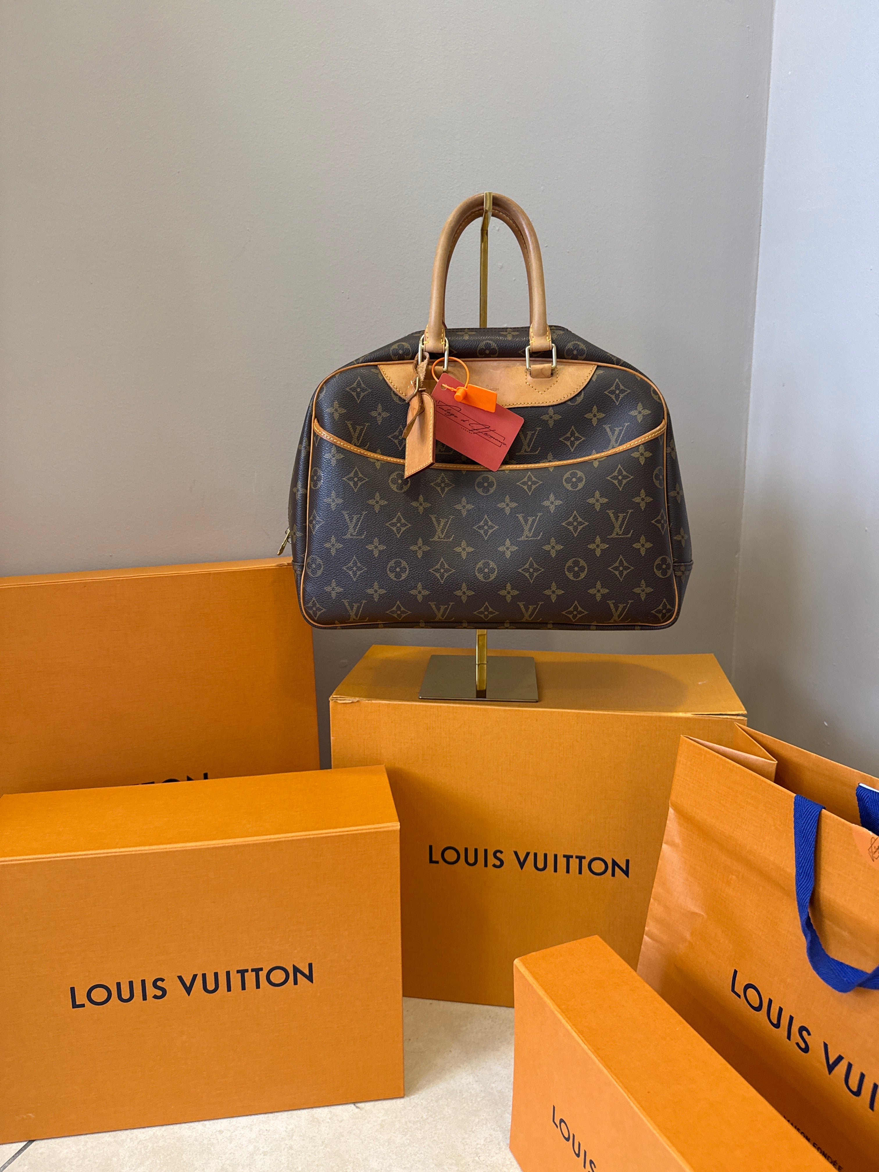 Louis Vuitton Deauville
