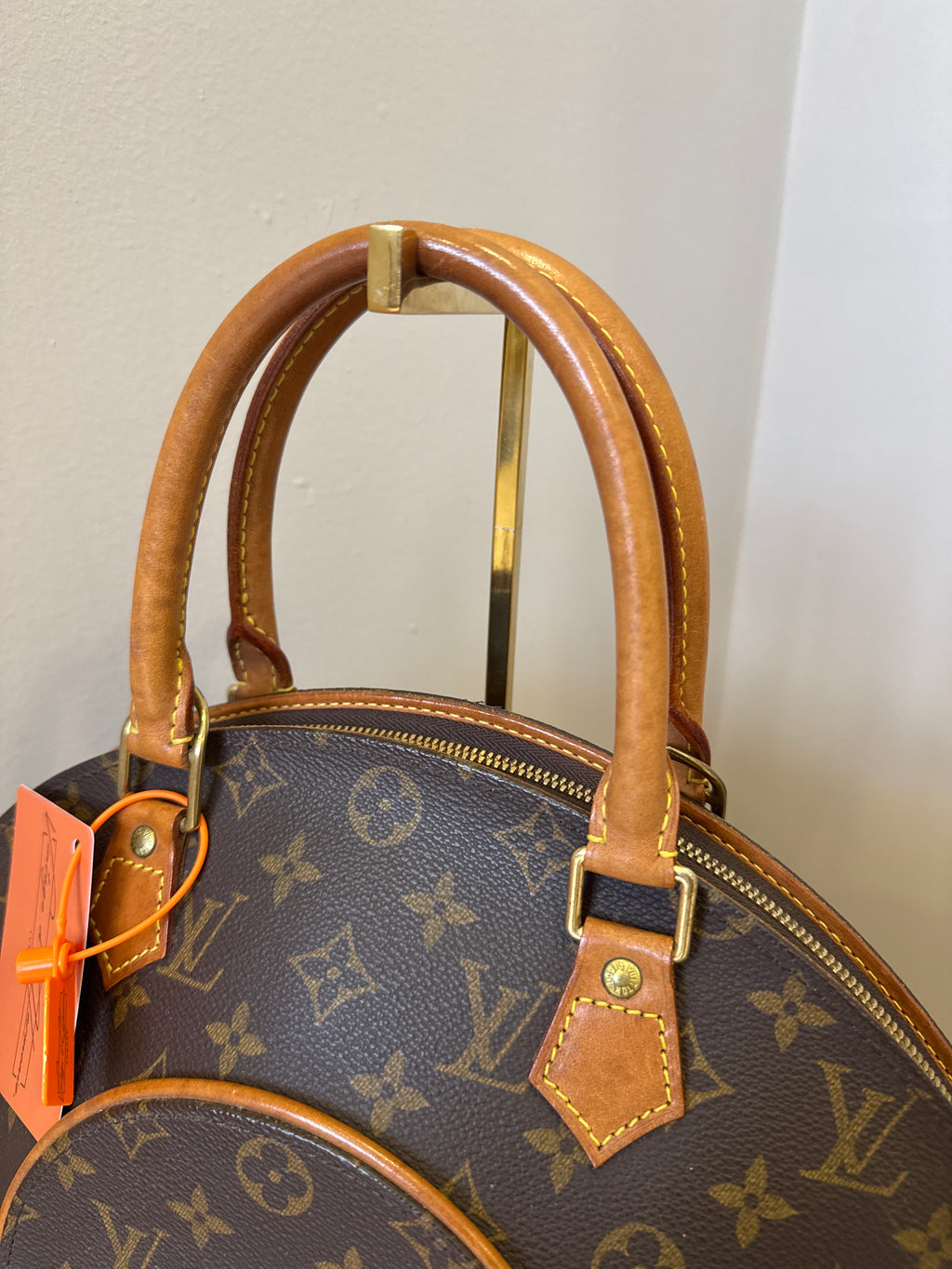 Louis Vuitton Ellipse MM