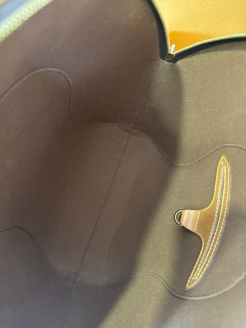 Louis Vuitton Ellipse MM