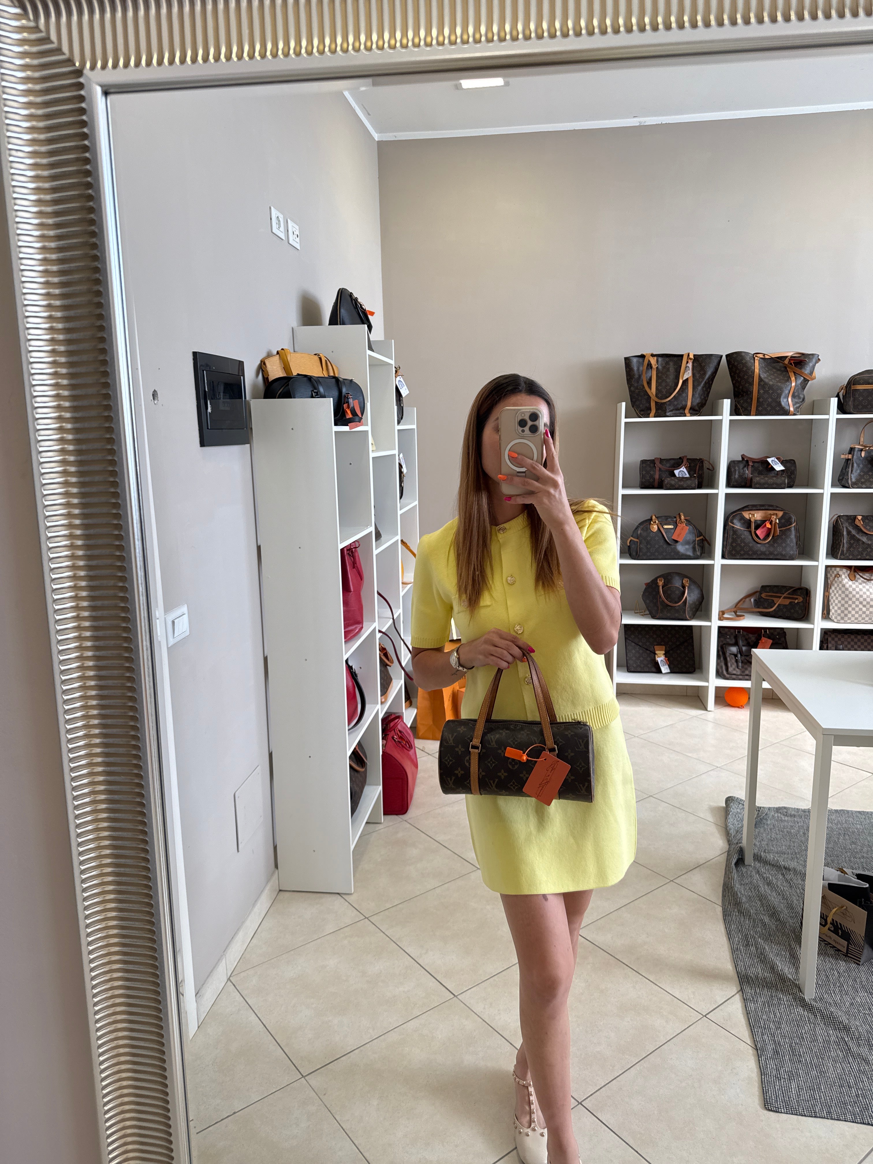 Louis Vuitton Papillon 26