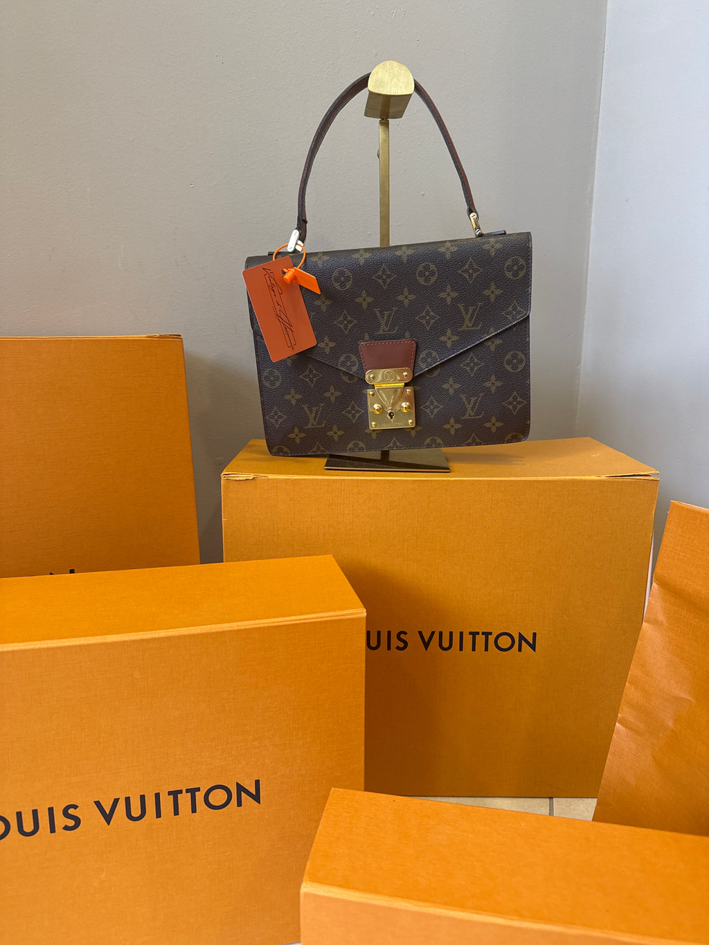 Louis Vuitton Concorde