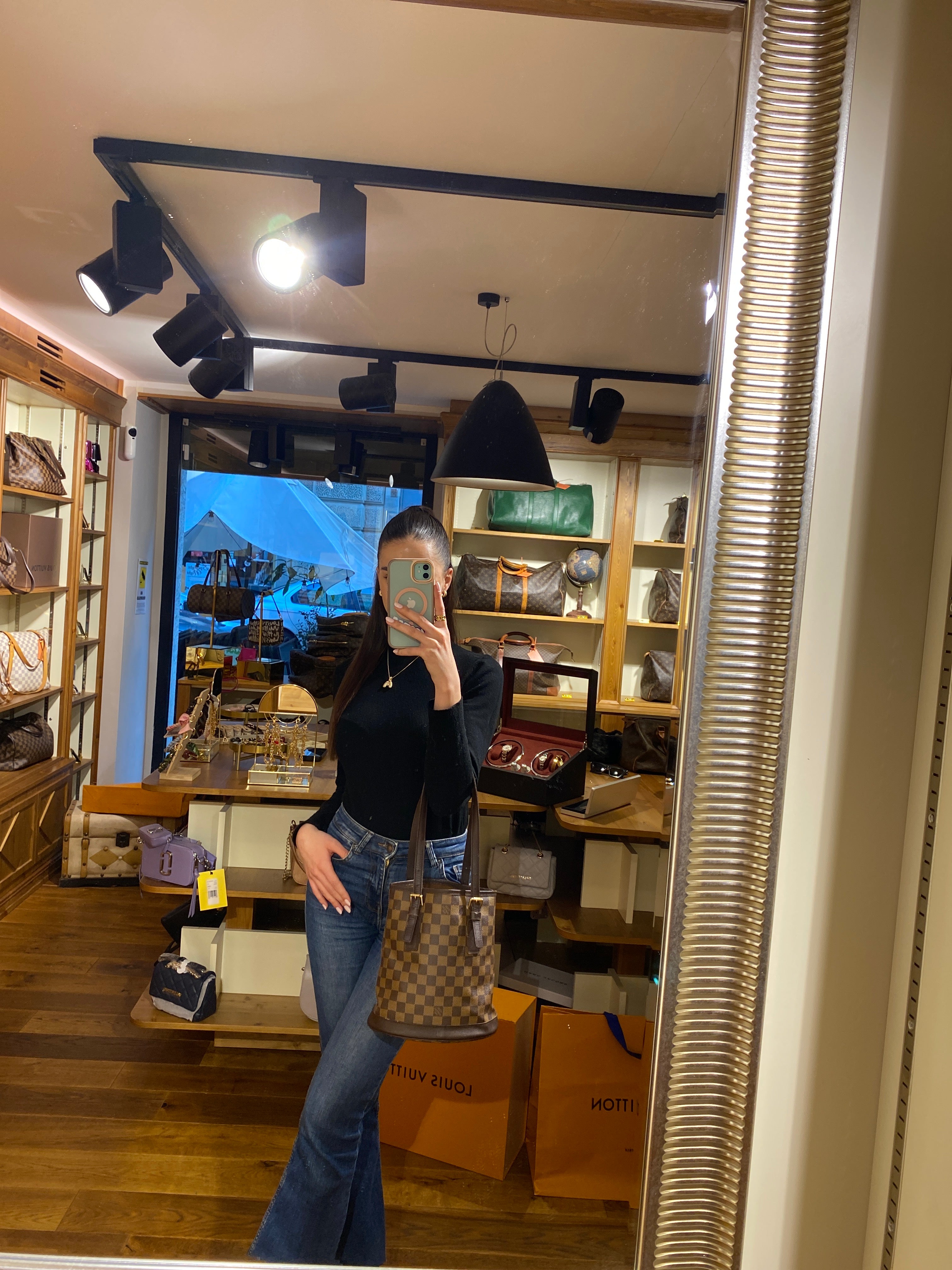 Louis Vuitton Secchiello Damier Ebene