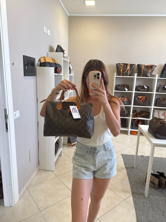 Louis Vuitton Speedy 30