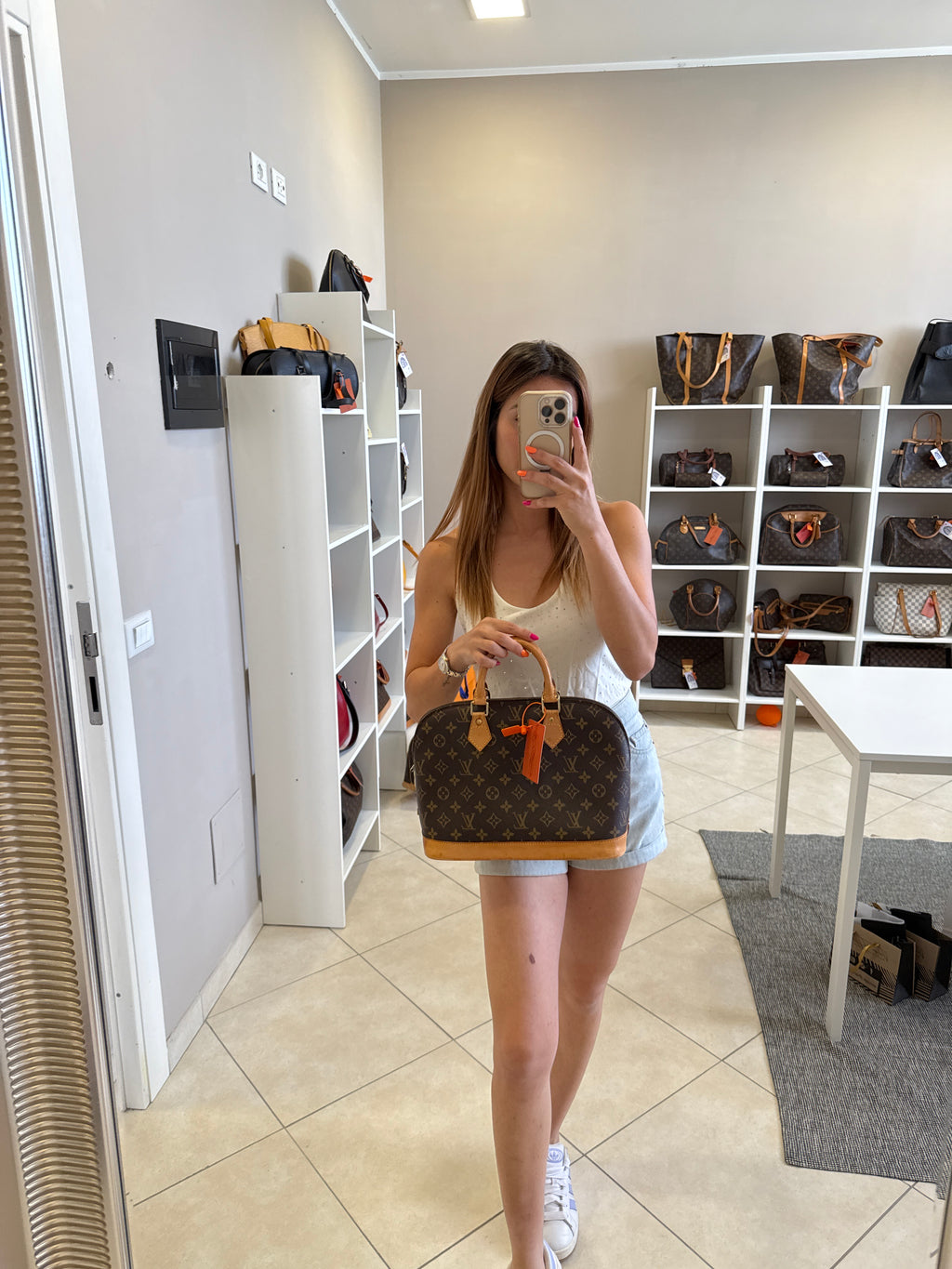 Louis Vuitton Alma