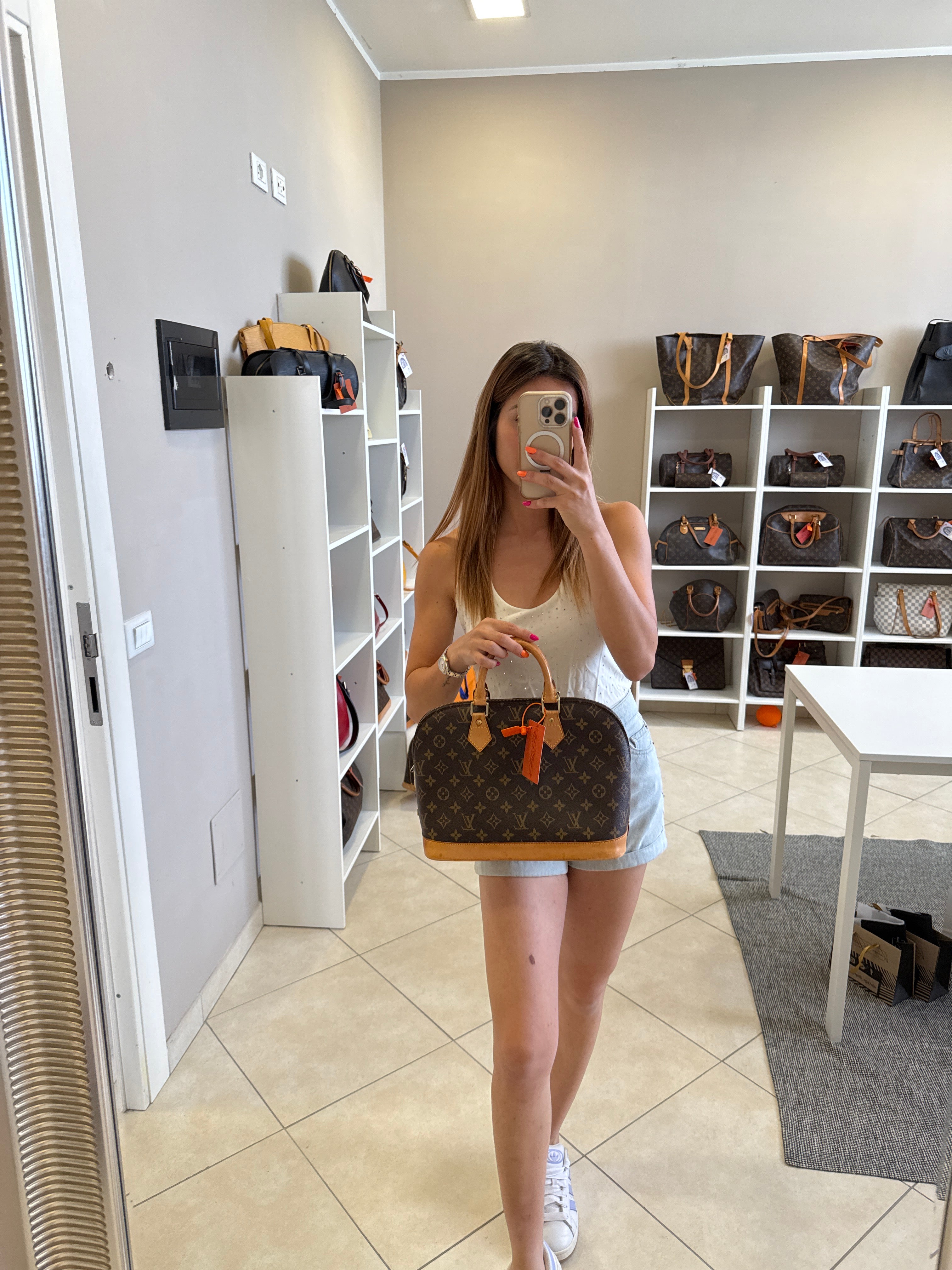 Louis Vuitton Alma