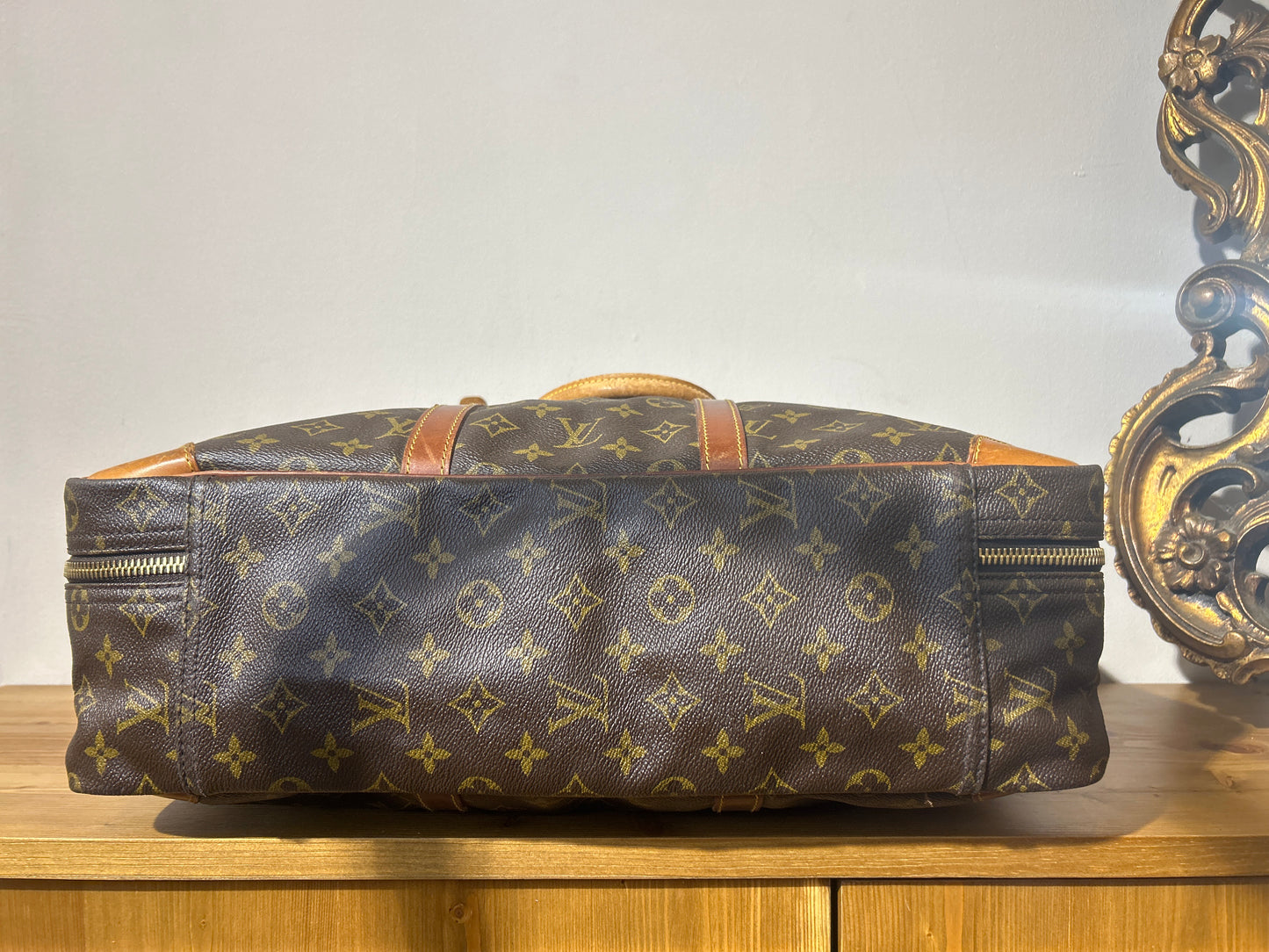 Louis Vuitton Sirius