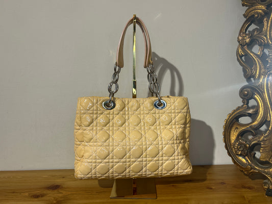 Lady Dior big