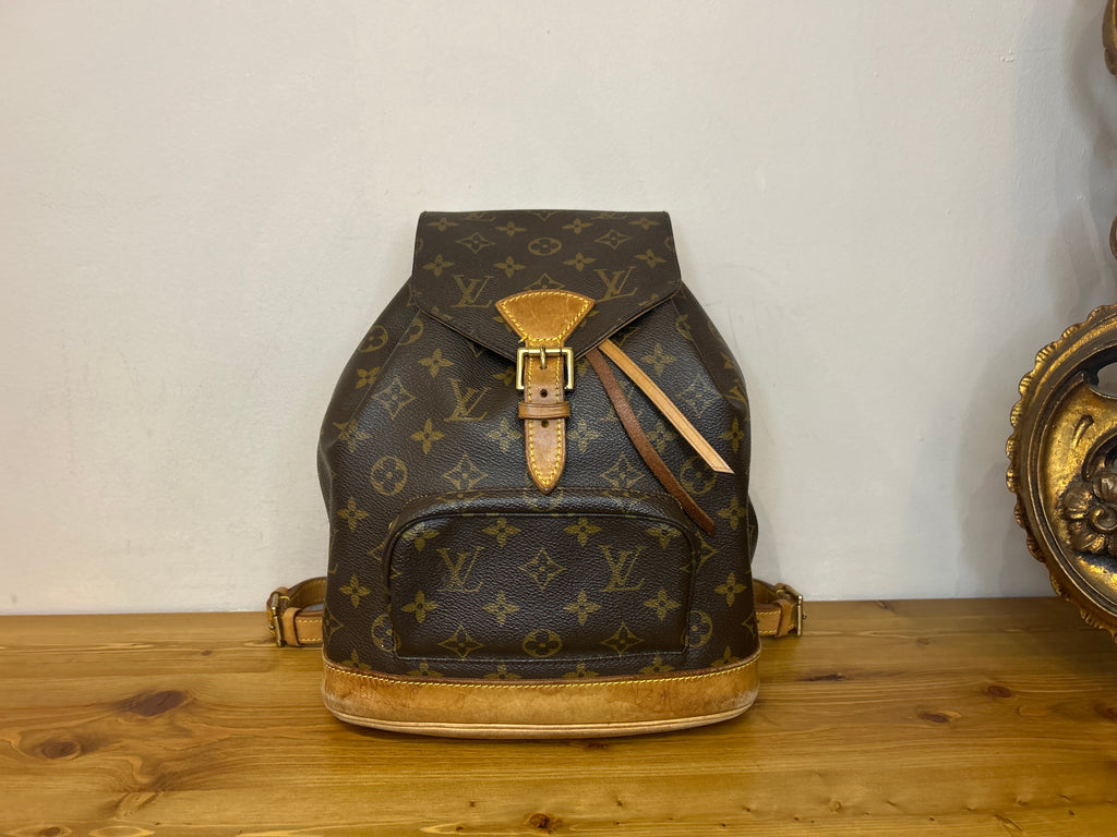 Louis Vuitton Montsouris MM