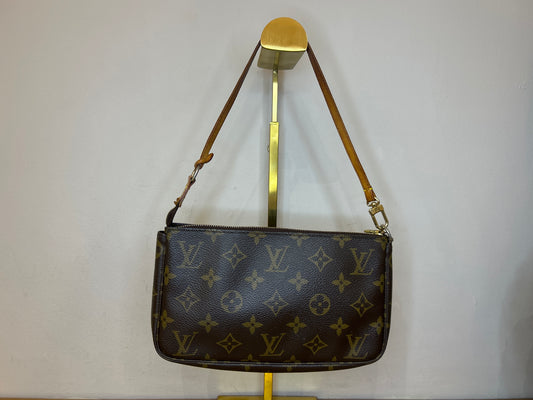 Louis Vuitton Pochette Monogram