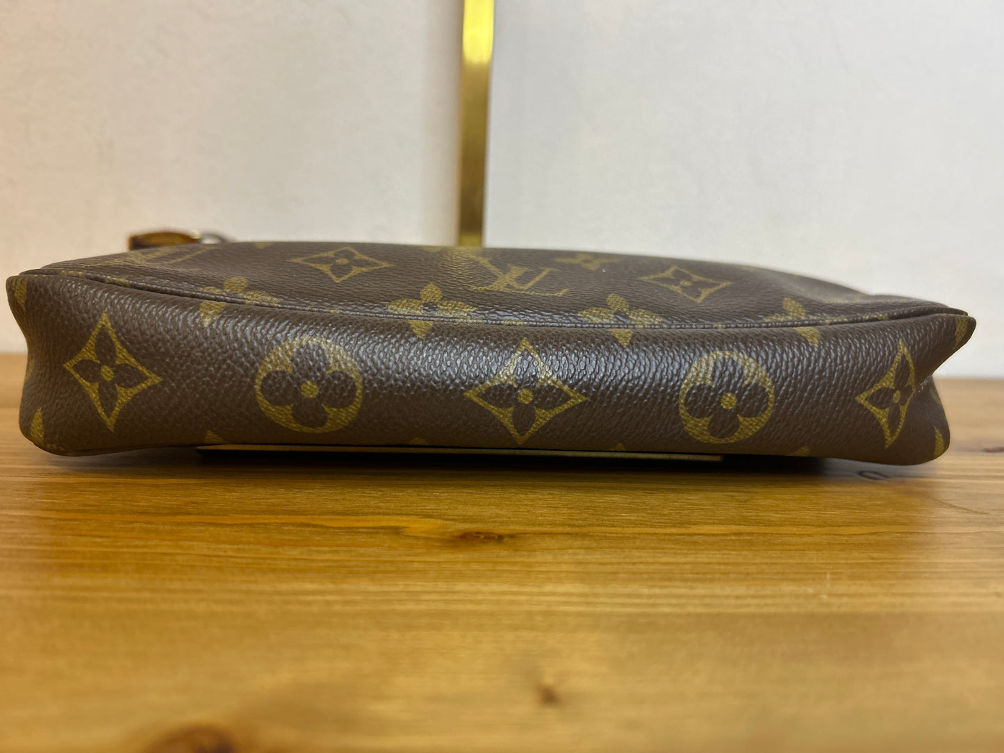 Louis Vuitton Pochette Monogram