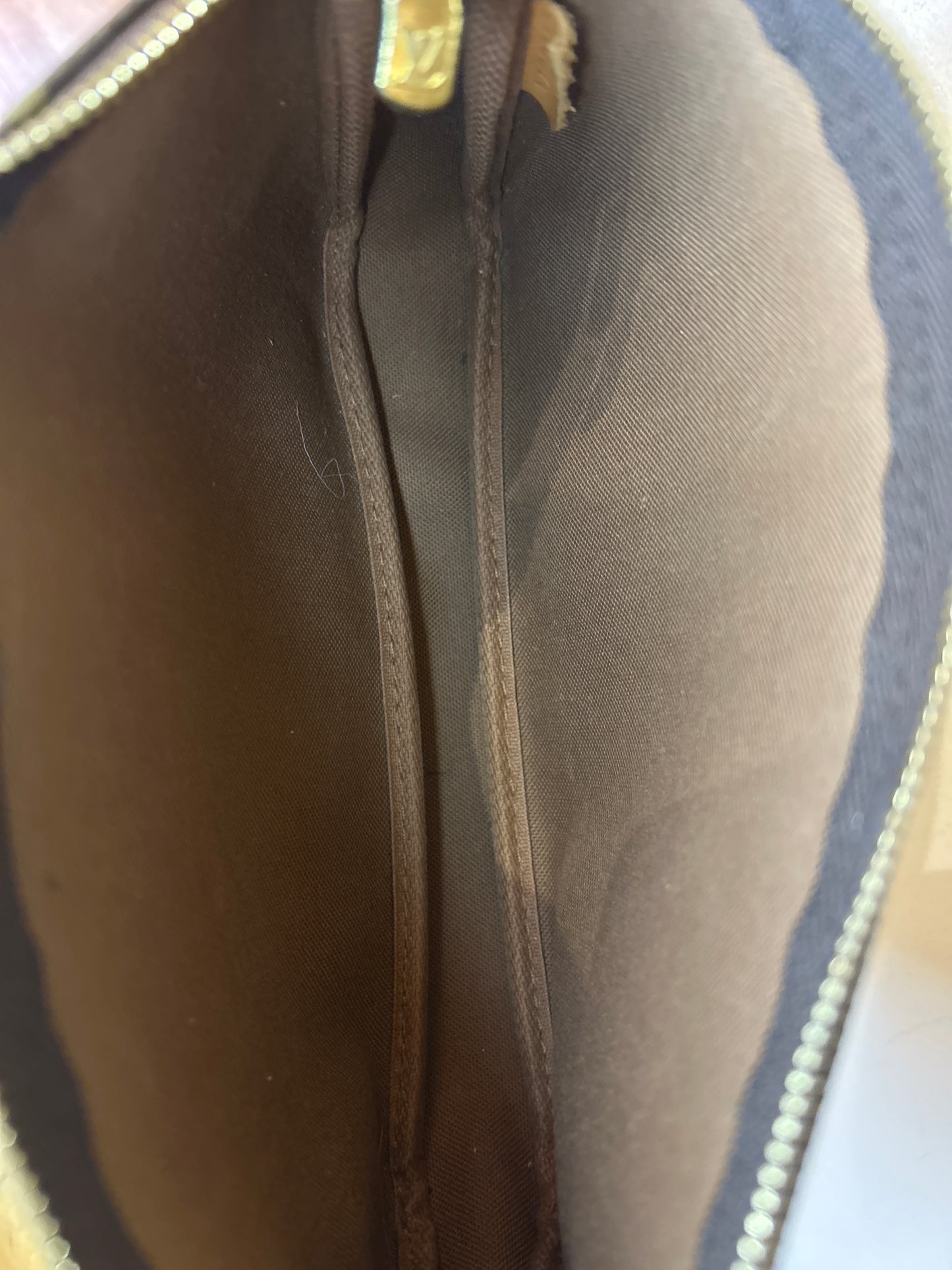 Louis Vuitton Pochette Monogram